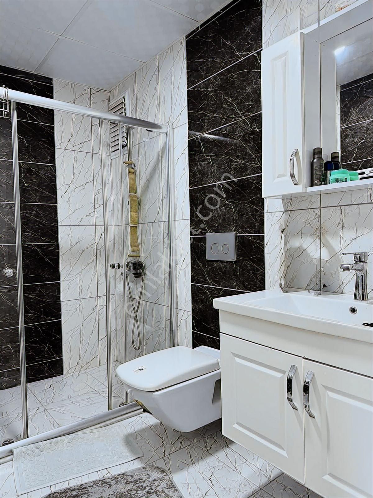 Kalkanca Nın En Güzel Lokasyonuna Sahip 3+1 Fırsat Daire - Görsel 14