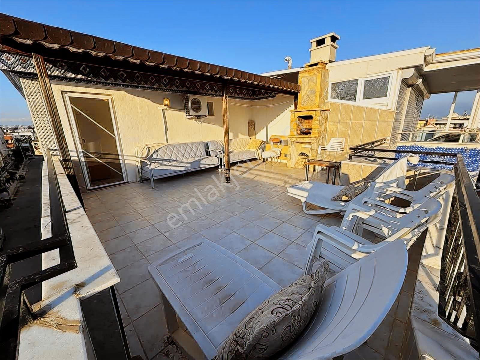 Denize Ve Amfi Tiyatroya 150 M Mesafede 3+1 Manzaralı Dubleks - Görsel 30