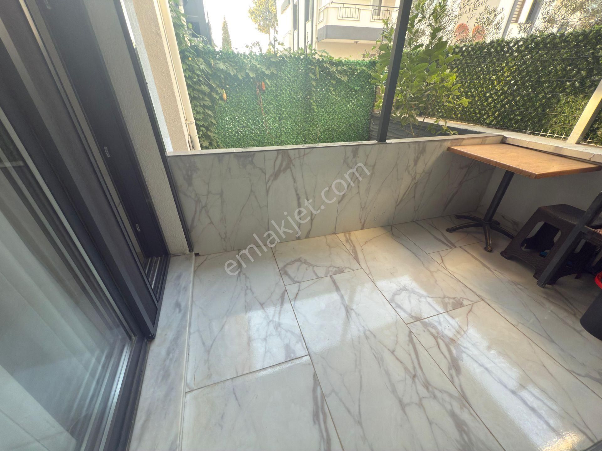 Kuşadası Davutlarda Eşyalı 1+1 Satılık Daire - Görsel 10