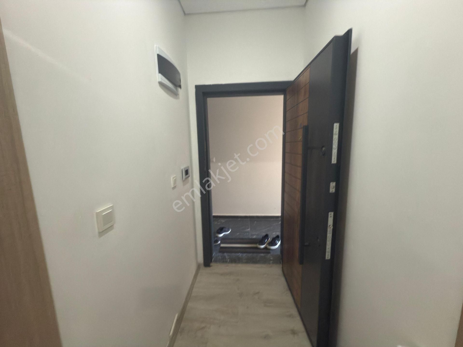 Kuşadası Davutlarda Eşyalı 1+1 Satılık Daire - Görsel 11