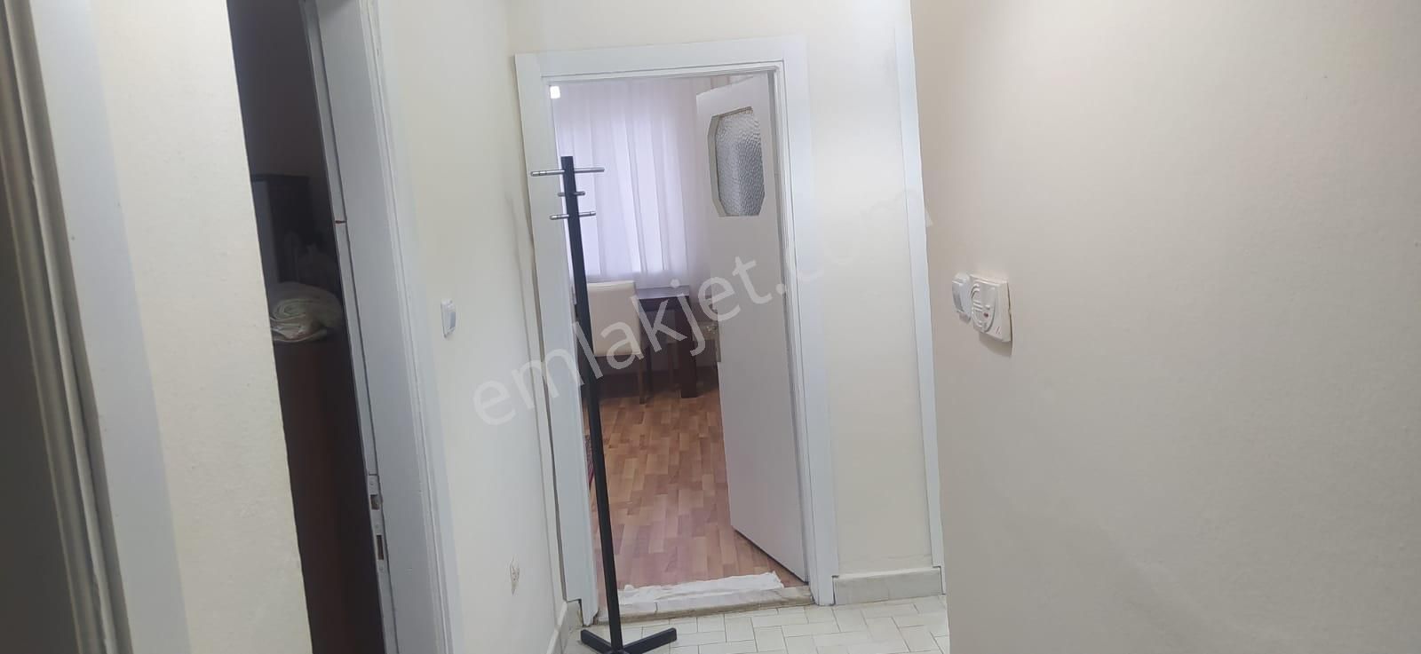 Satılık 2+1 Daire Doğalgaz Bağlanmaya Müsait - Görsel 4