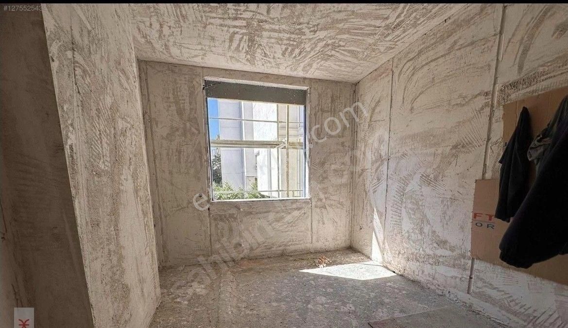 Göztepe Özgürlük Parkına Yakın Balkonlu Geniş 1+1 - Görsel 2