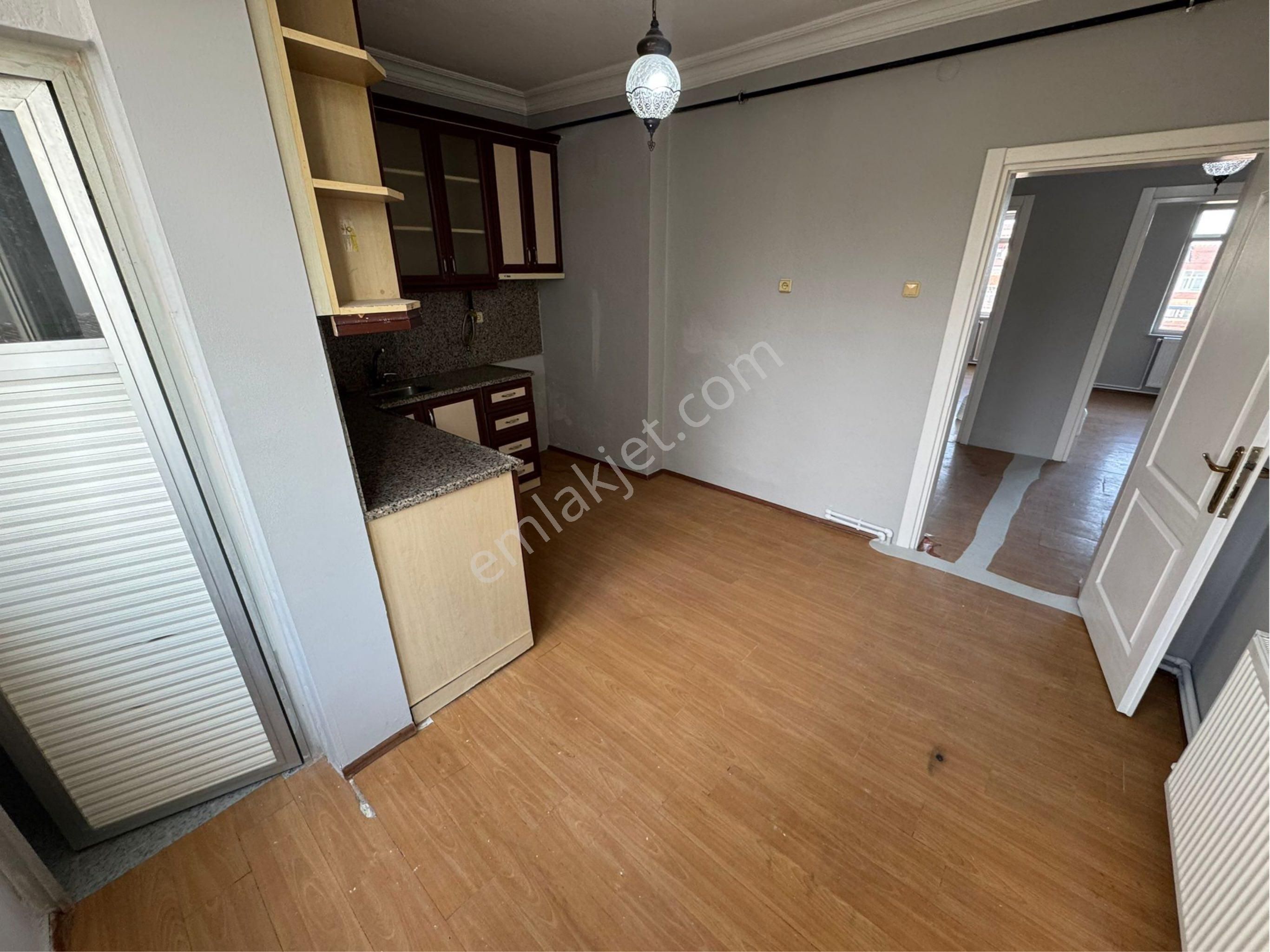 Ak Auto Gayrimenkul'dan Tekirdağ Süleymanpaşa Zafer Mahallesi Kiralık 2+1 Daire - Görsel 4