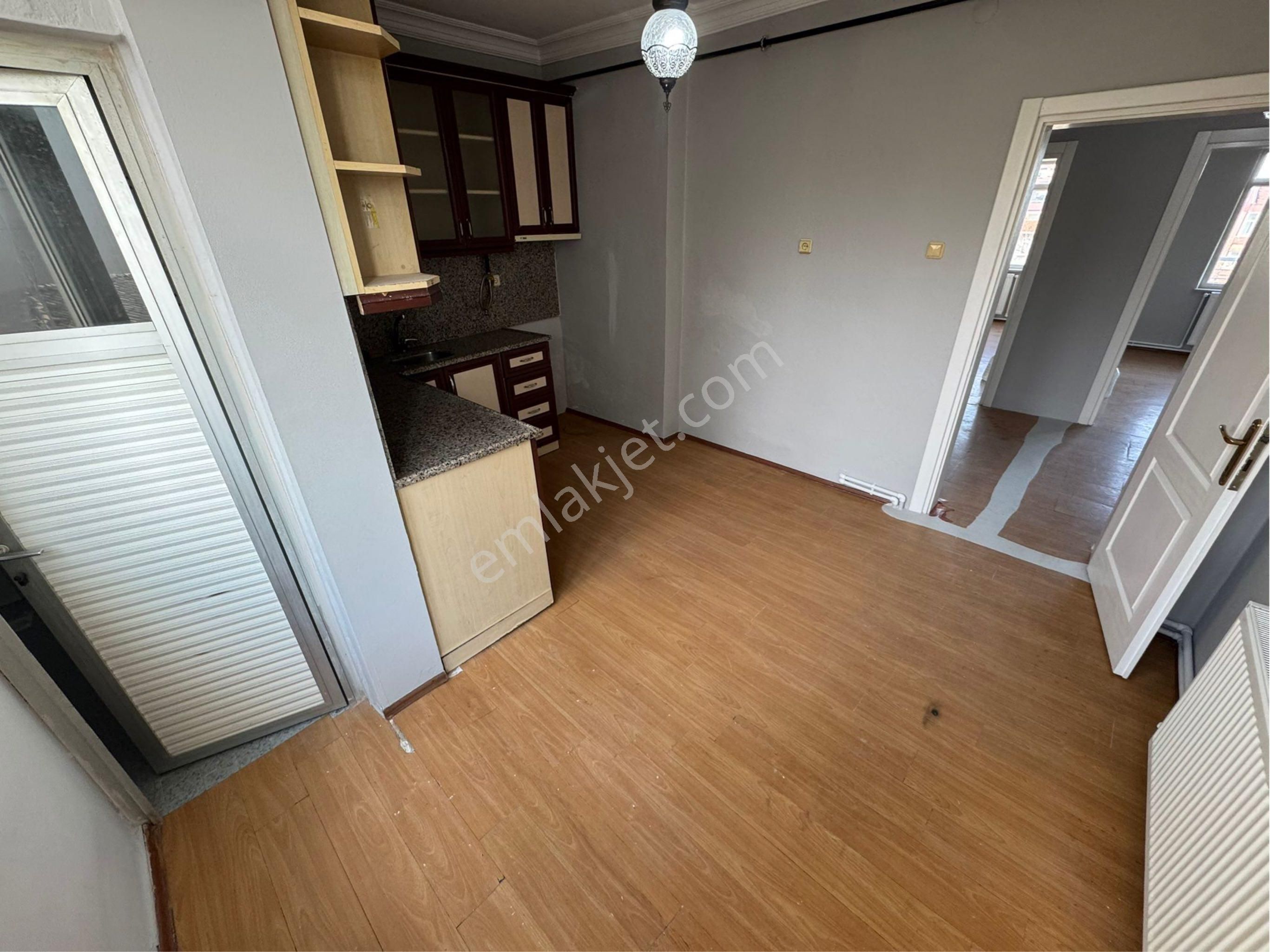 Ak Auto Gayrimenkul'dan Tekirdağ Süleymanpaşa Zafer Mahallesi Kiralık 2+1 Daire - Görsel 11