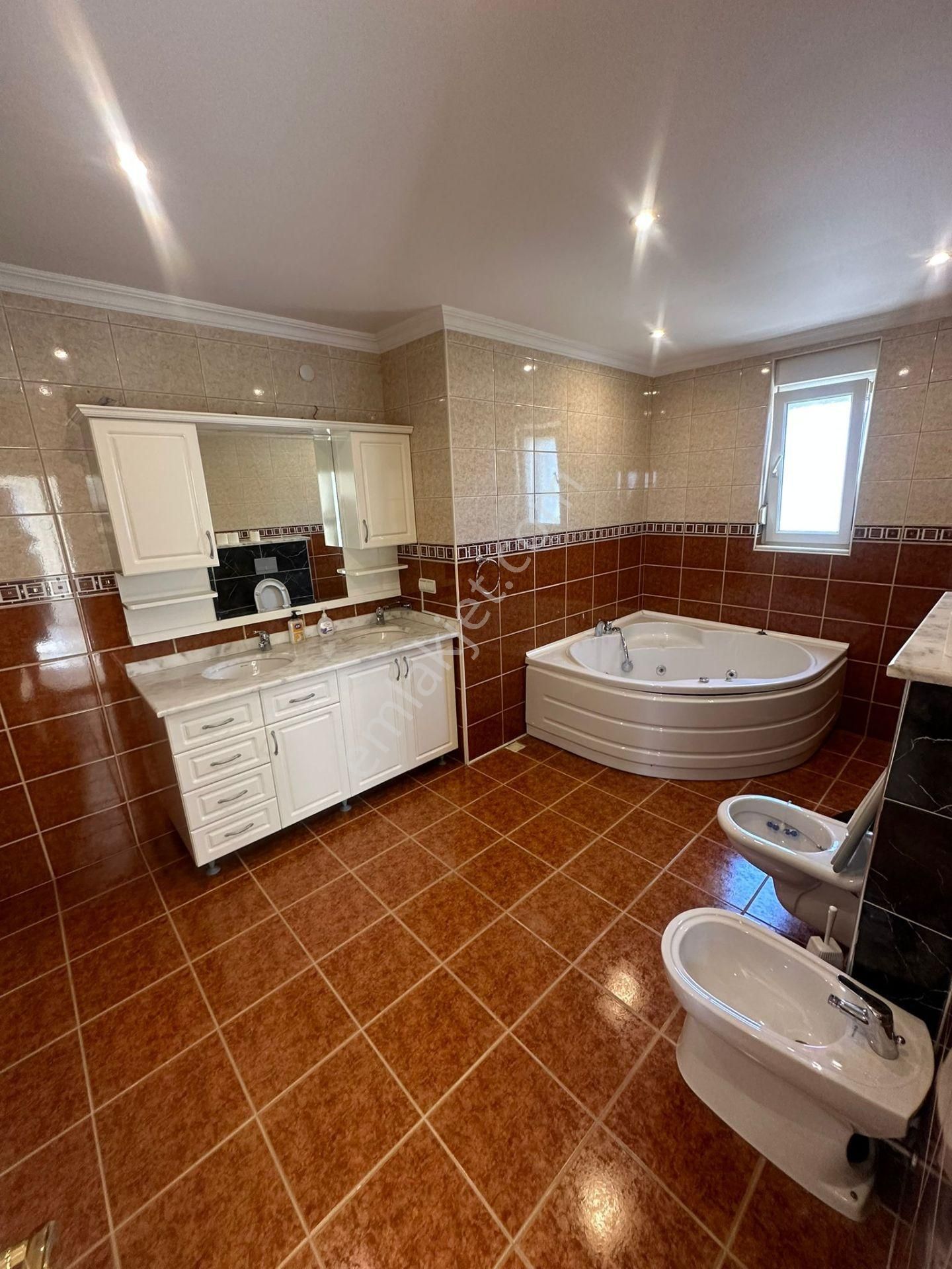 Alanyada Mahmutlarda Kiralık 3+1 Villa Taşınmaya Hazır. - Görsel 22