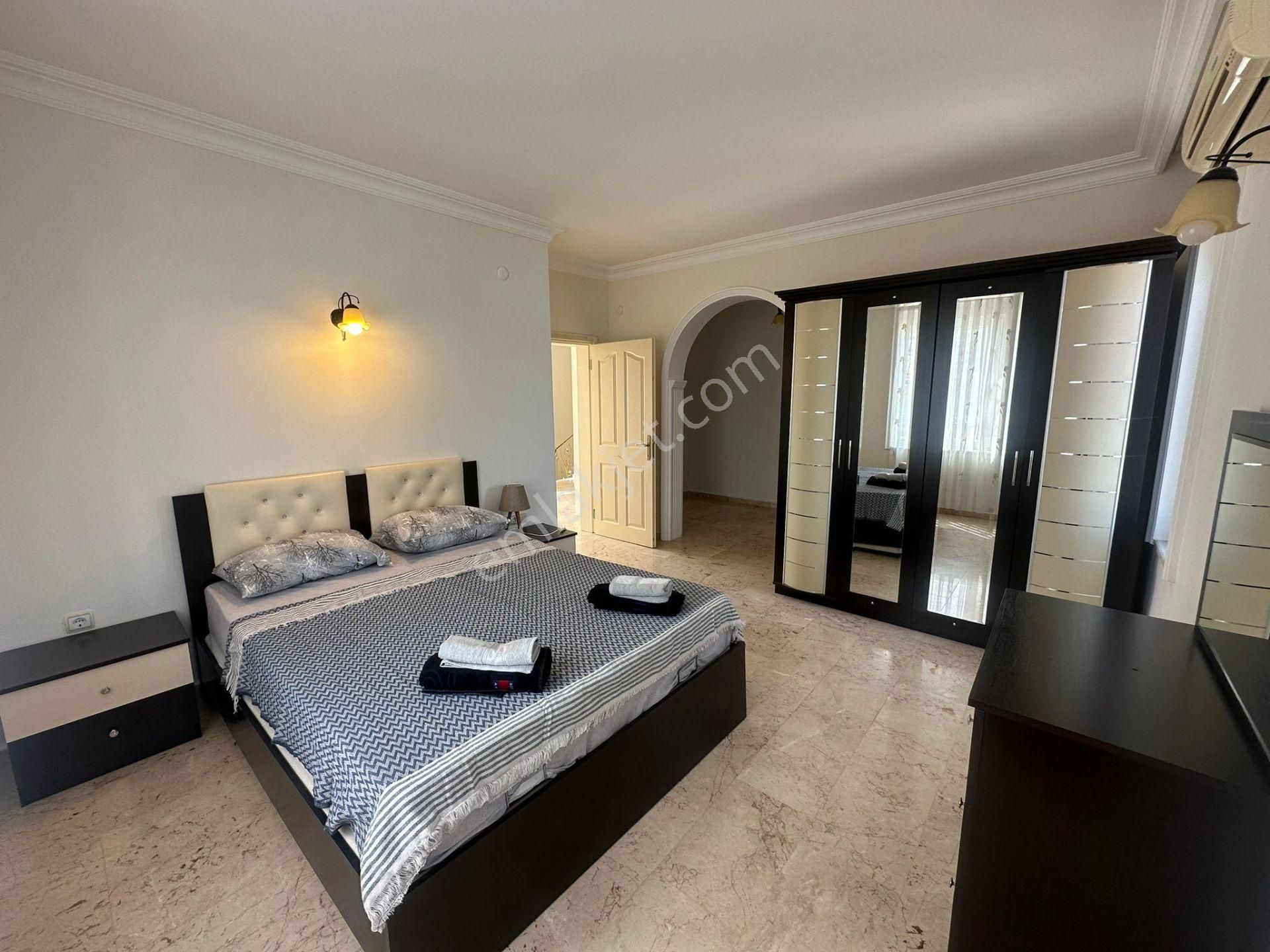 Alanyada Mahmutlarda Kiralık 3+1 Villa Taşınmaya Hazır. - Görsel 13