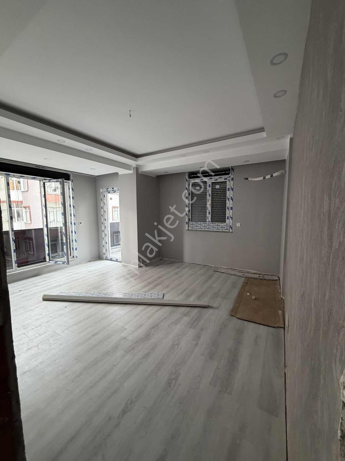 Cevizli'de Minibüs Yolu Üzeri 1 Aya Teslim 3+1 Sıfır Daire - Görsel 7