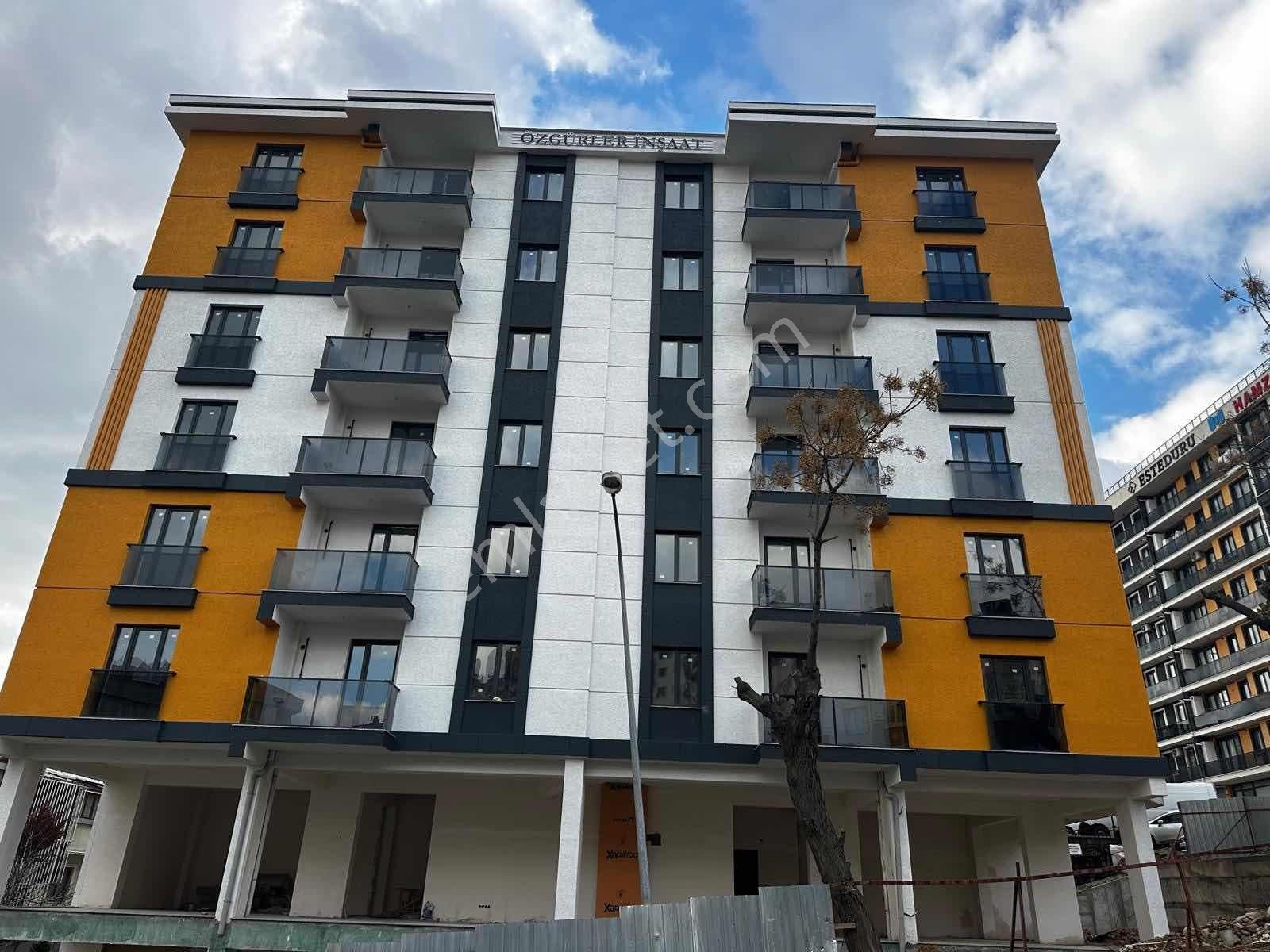 Pendik Deniz Manzaralı 3+1 1 Aya Teslim Daire