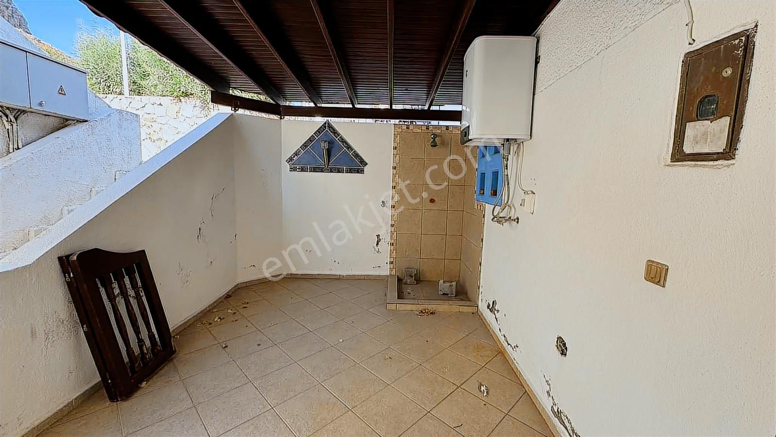 Bağla Bankevler`de Migros Altı 3+1 Alt Kat Dubleks Daire - Görsel 26