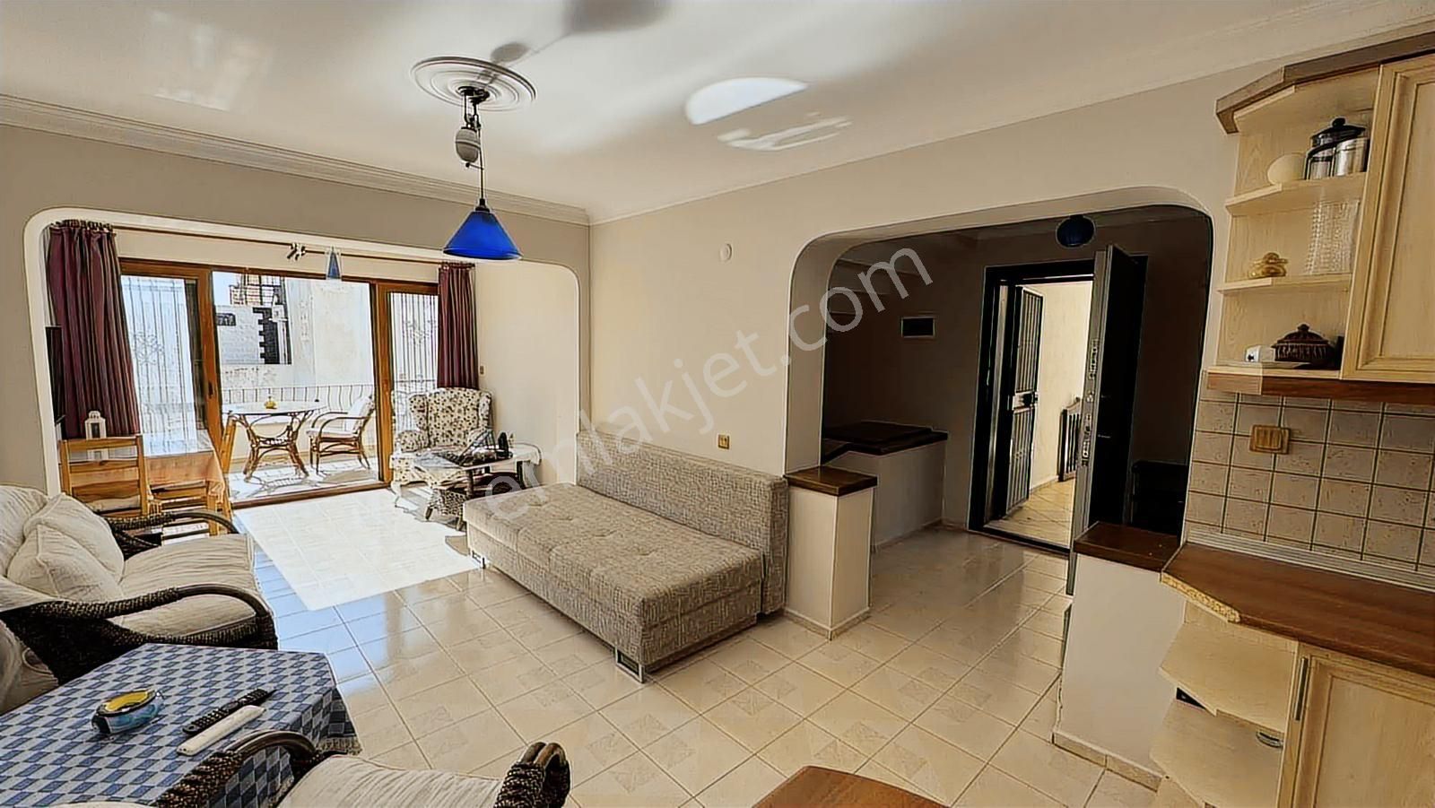 Bağla Bankevler`de Migros Altı 3+1 Alt Kat Dubleks Daire - Görsel 15