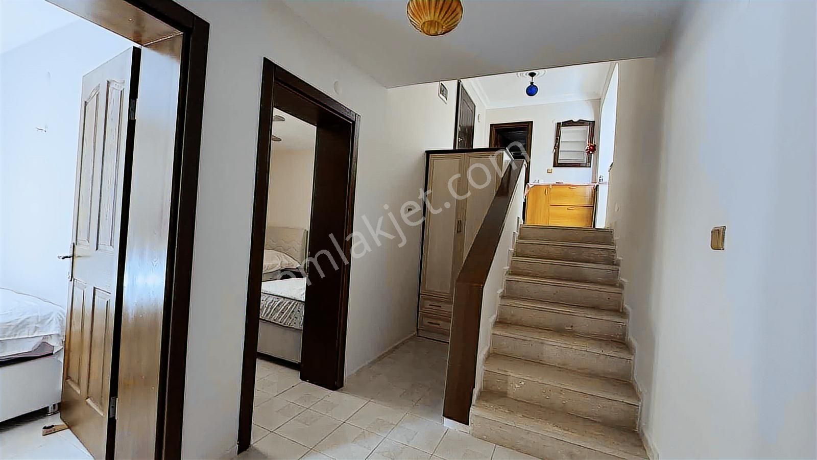 Bağla Bankevler`de Migros Altı 3+1 Alt Kat Dubleks Daire - Görsel 19