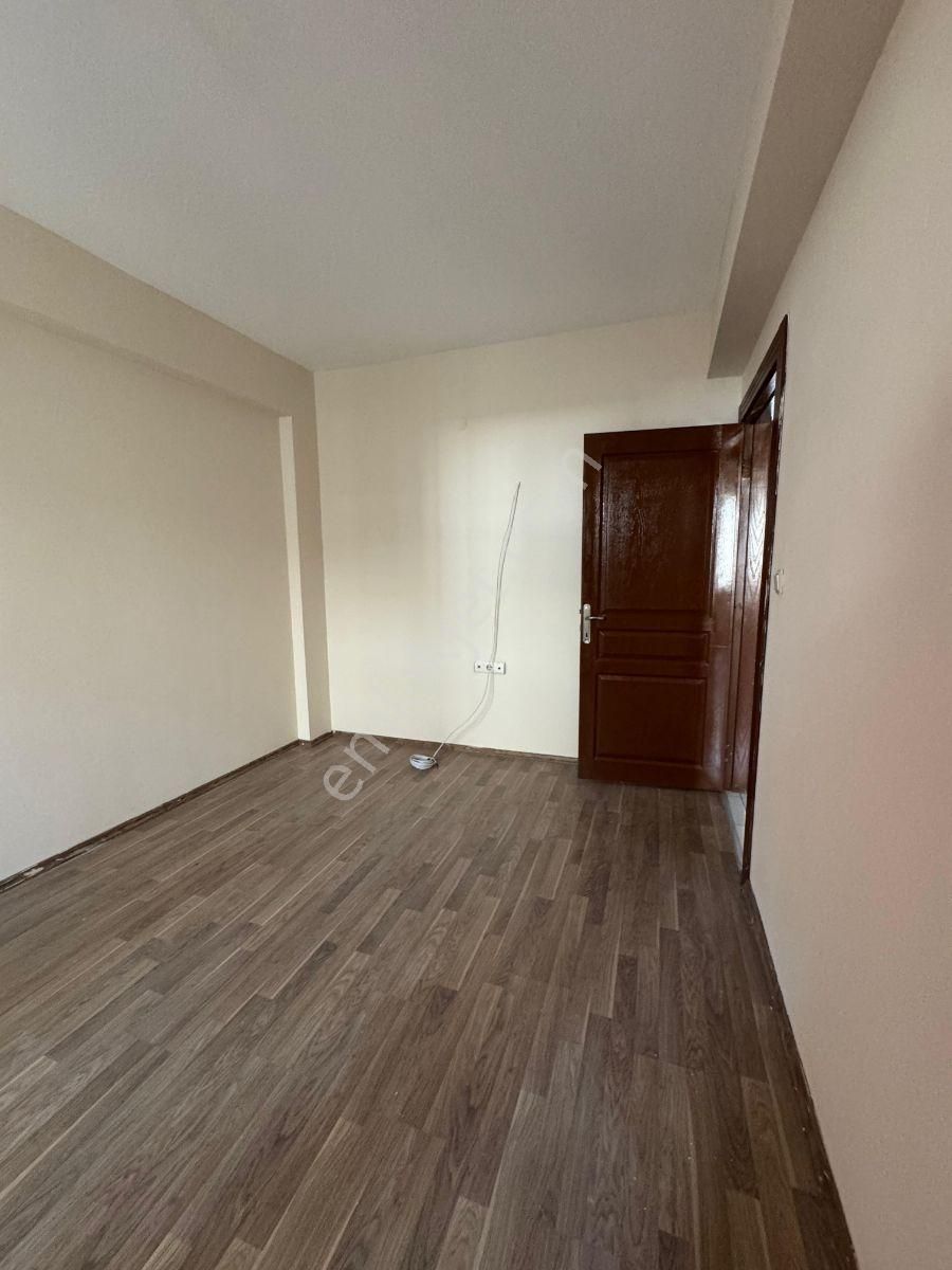 Bornova Küçük Parka Yürüme Mesafesinde 2+1 Satılık Daire - Görsel 17