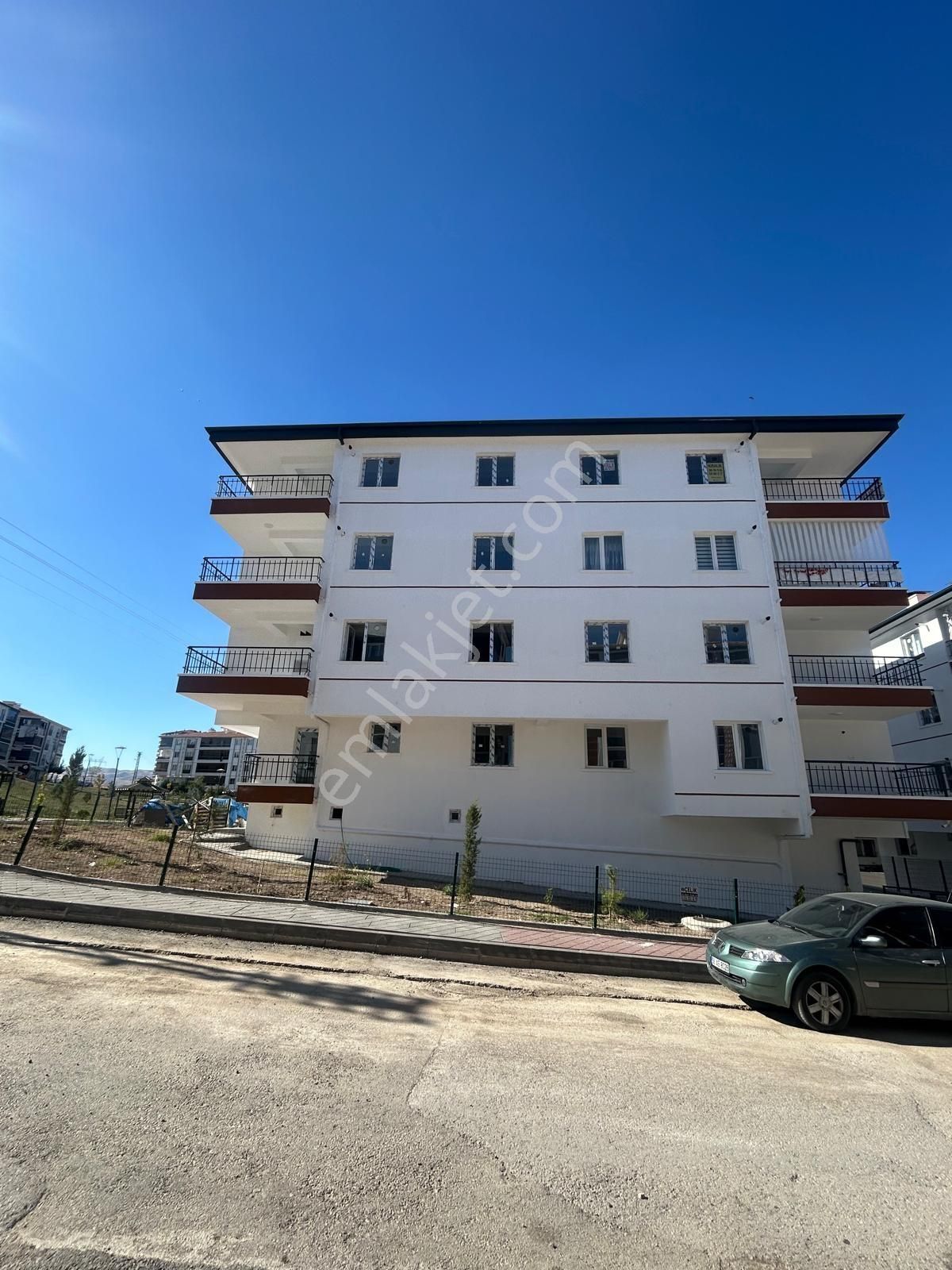 Yenikent Mustafa Kemal Mahallesi'nde 2+1 Lüks Daireler - Görsel 6