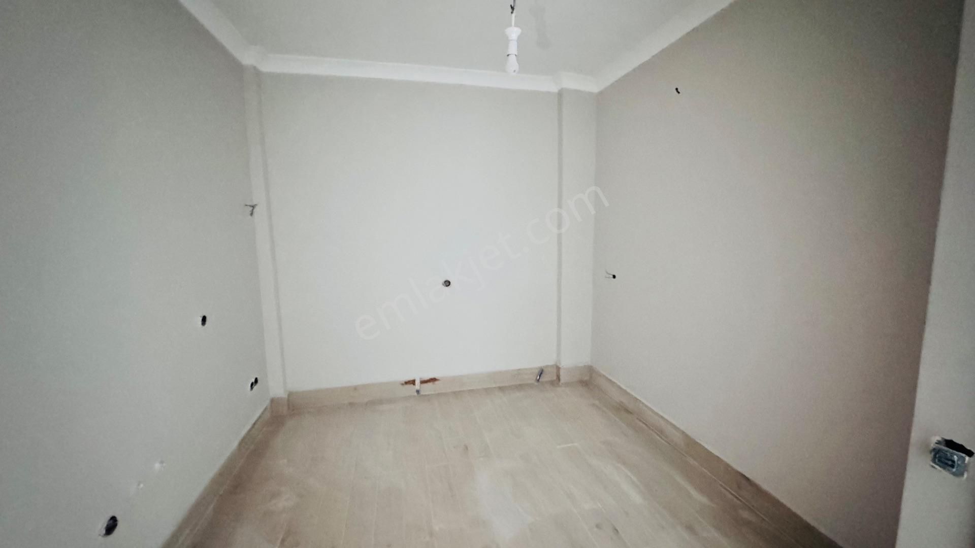 Yalova Toki Konutlarının Üst Kısmında Satılık Müstakil Villa - Görsel 19