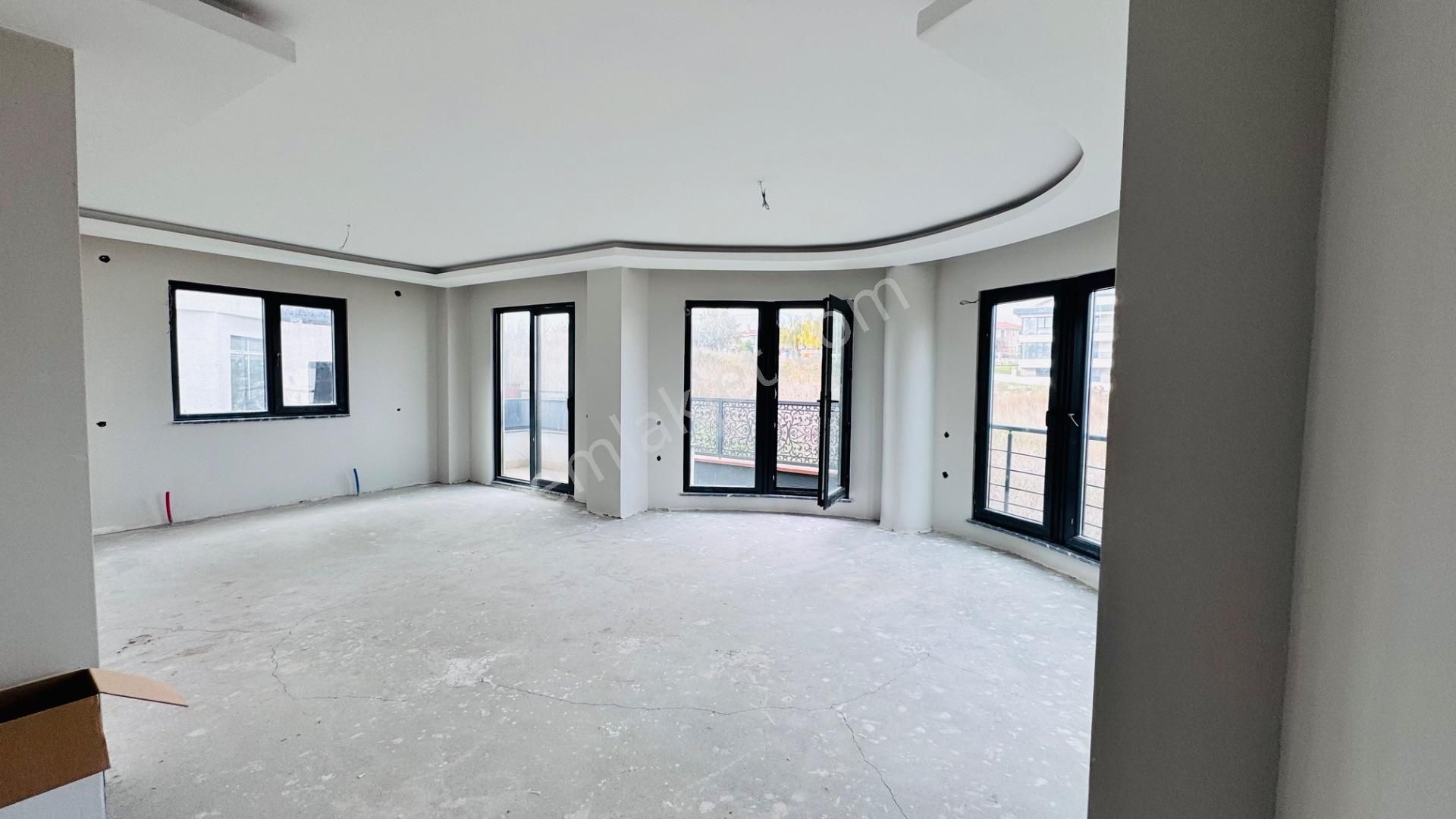 Yalova Toki Konutlarının Üst Kısmında Satılık Müstakil Villa - Görsel 28