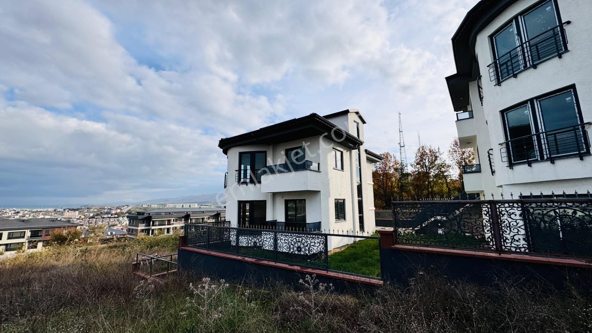 Yalova Toki Konutlarının Üst Kısmında Satılık Müstakil Villa - Görsel 2