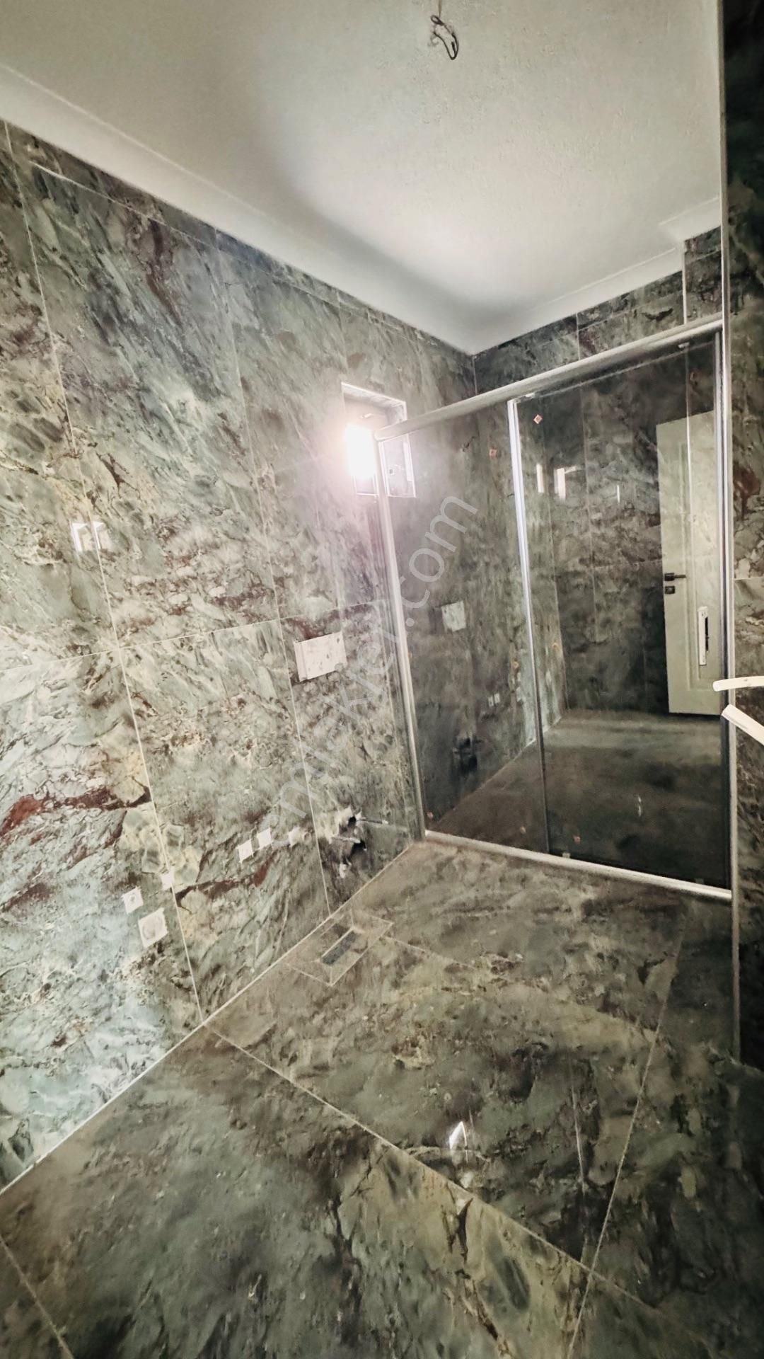 Yalova Toki Konutlarının Üst Kısmında Satılık Müstakil Villa - Görsel 9