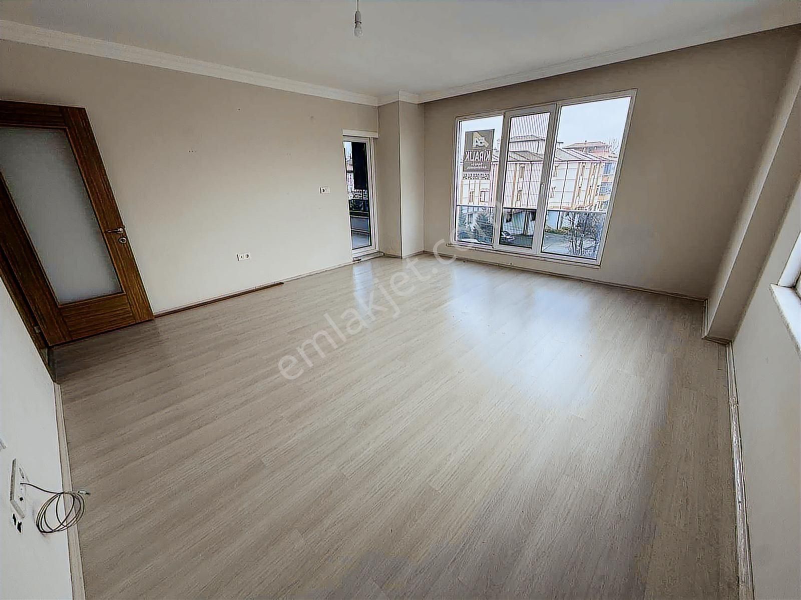 Tapu54 | Arifiye Fatih Mah. Kiralık 2+1 Daire - Görsel 2
