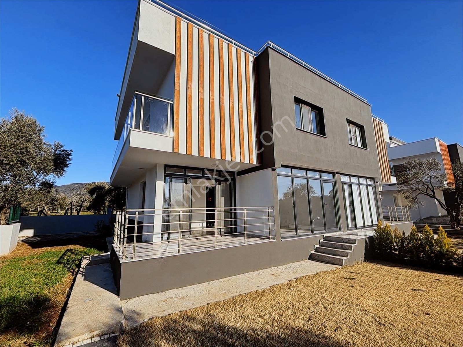 Aydın Germencik Balatçık' Da Satılık 145 M2 4+1 Villa