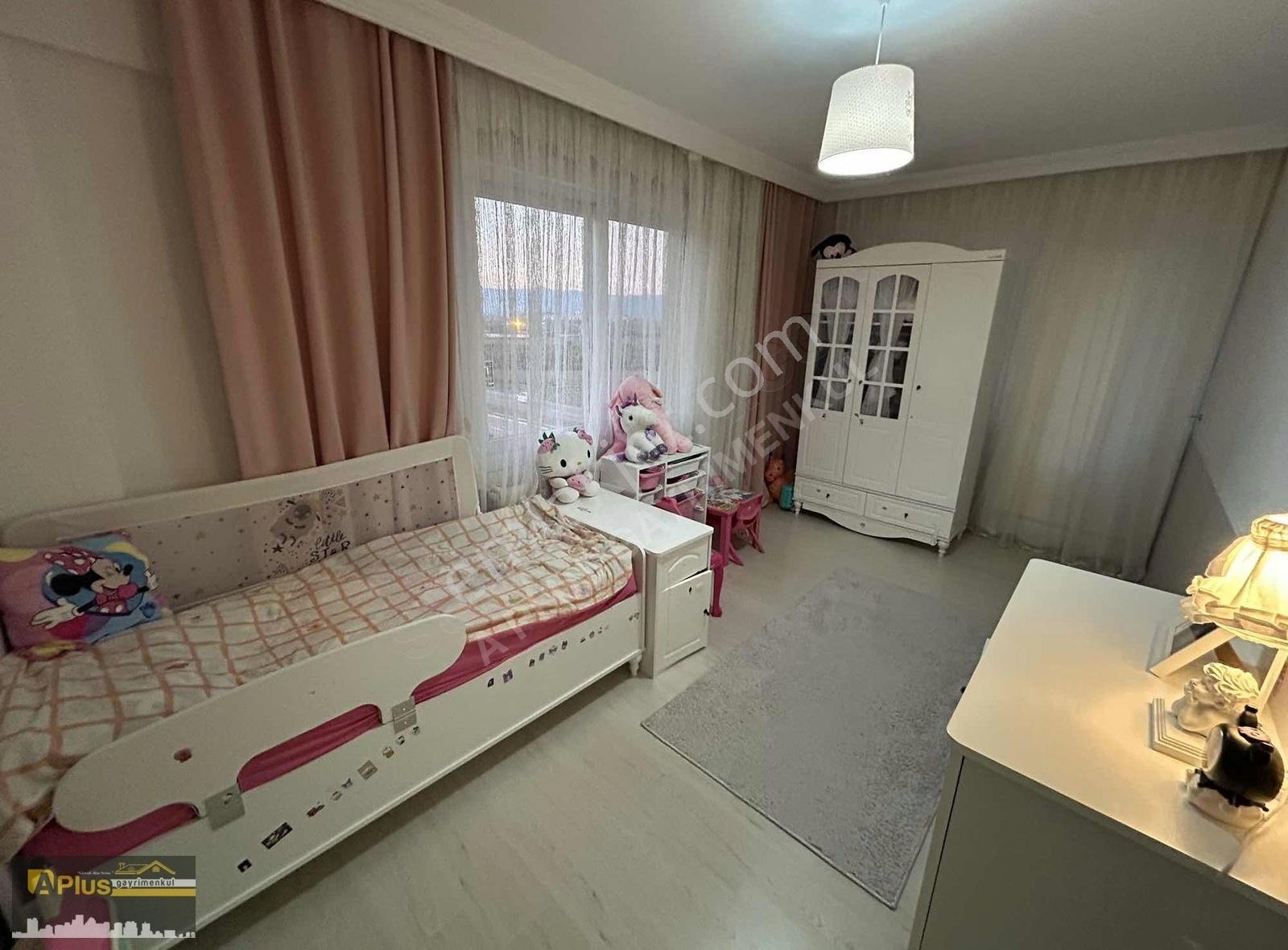 A Plus Gayrimenkulden Bulvar Üstü Satılık 3+1 Lüks Daire - Görsel 27