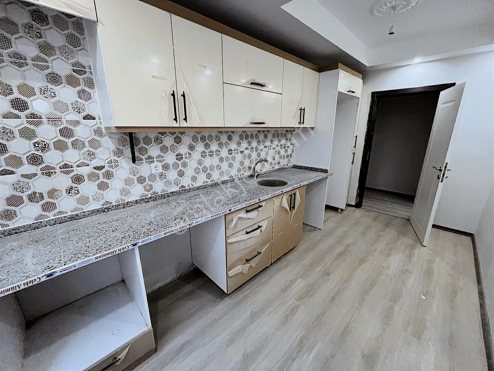 |osmanlı|devlet Hastahanesi Yakınında Ara Kat Sıfır 2+1 - Görsel 2