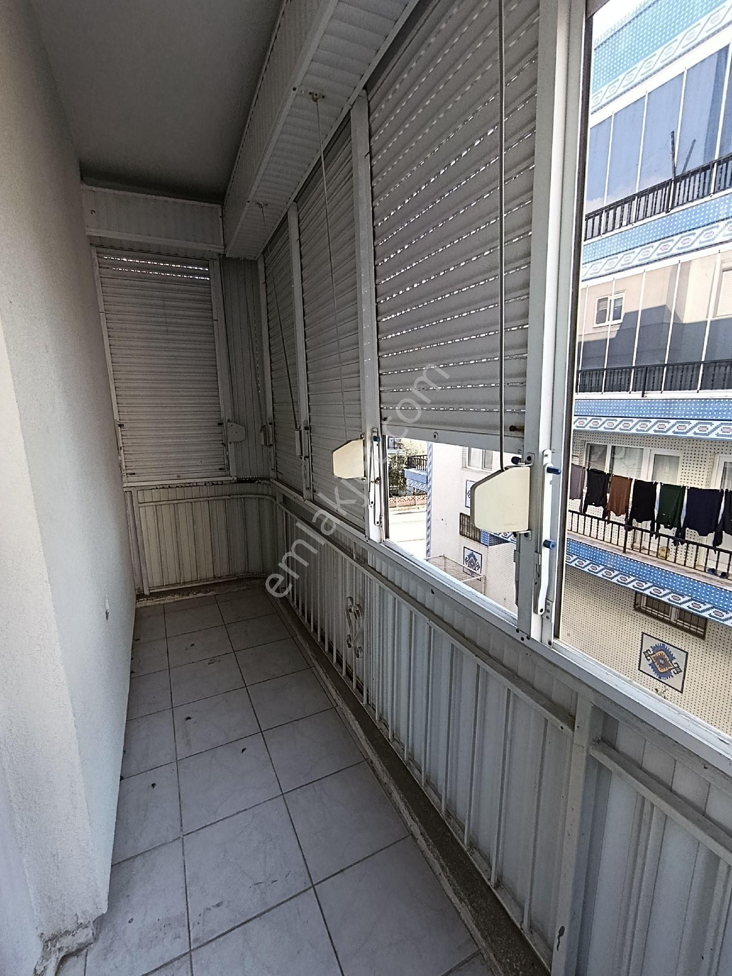 Kasımpaşa Mah Kiralık 3+1 Daire Dogalgaz Lı Ara Kat Ebeveyn Banyolu Barbekü Lü - Görsel 7