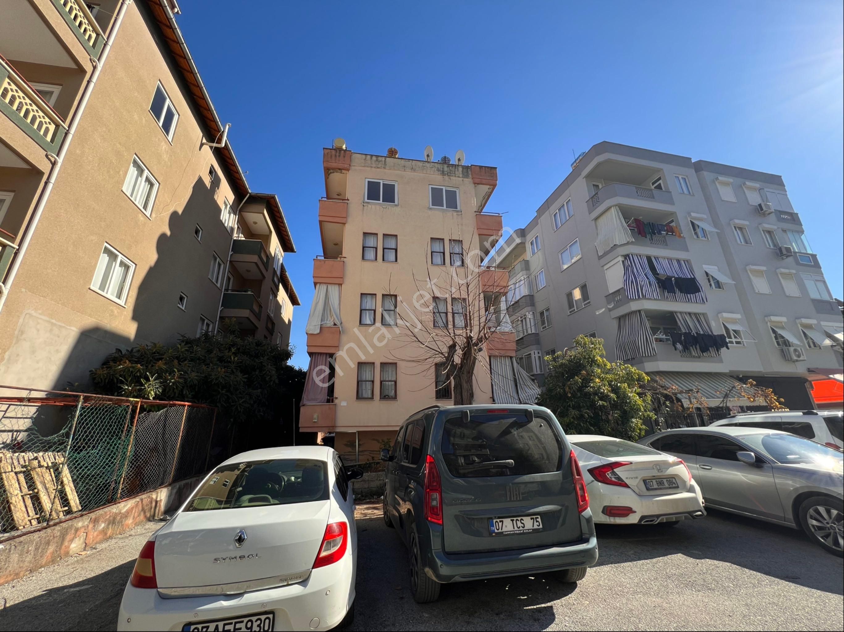 Alanya Hacet Mahallesinde Nmerkezi Konumda Kiralık 2+1 Ayrı Mutfak Daire Nüfus Müdrlüğü Civarında