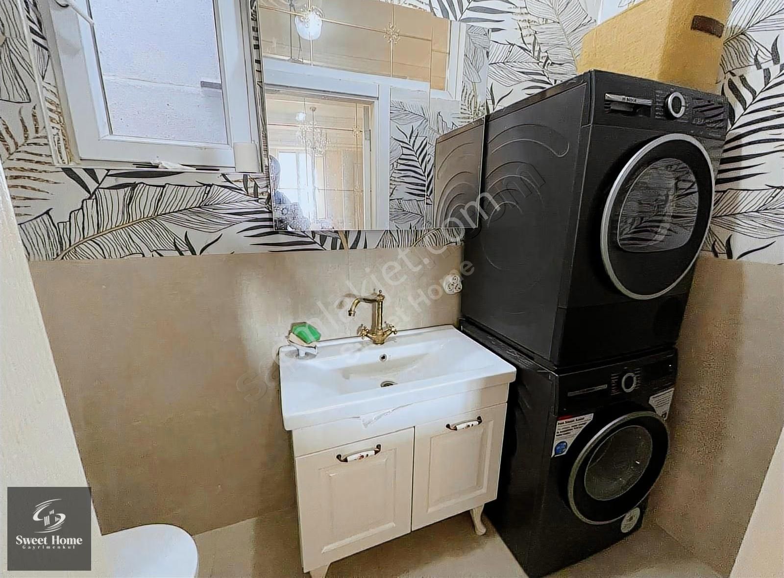 Küçükçekmece Gölü Kıyısında Muhteşem Manzaralı Kiralık Müstakil - Görsel 16