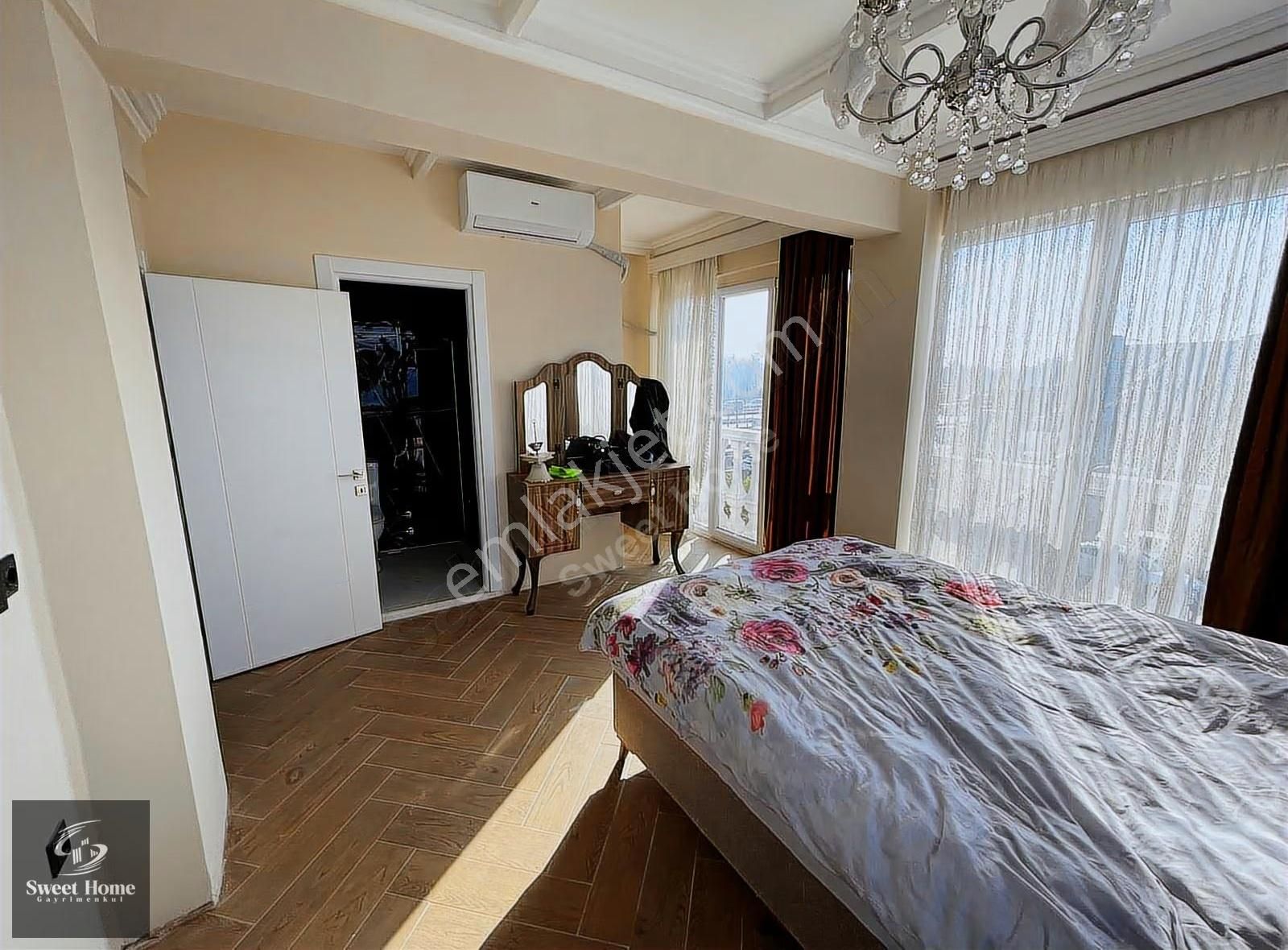 Küçükçekmece Gölü Kıyısında Muhteşem Manzaralı Kiralık Müstakil - Görsel 10