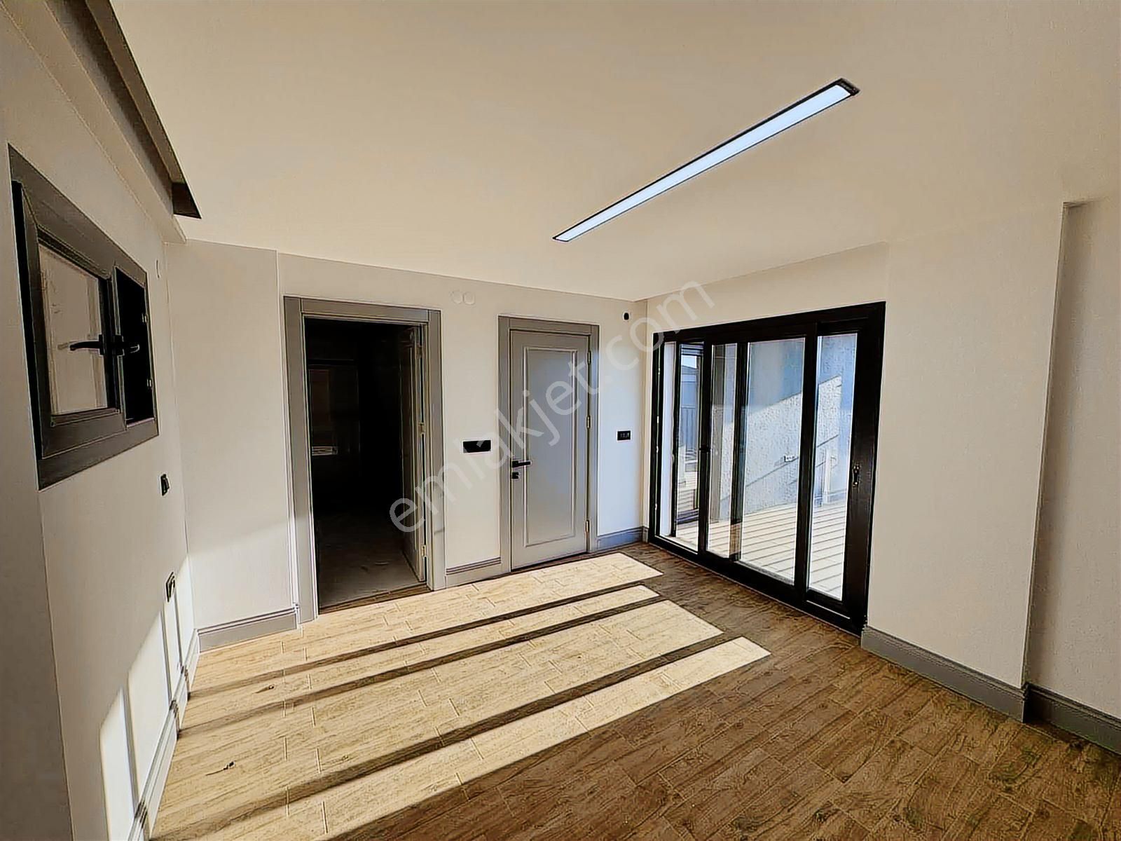 Kuşadası'nda Müstakil Havuzlu Ultra Lüks 5+1 Tripleks Villa - Görsel 27