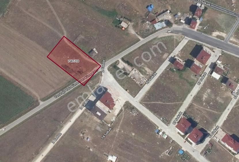 Yuvakurdan Karaağaçta Satılık Ticari Arsadan Hisse 219m2