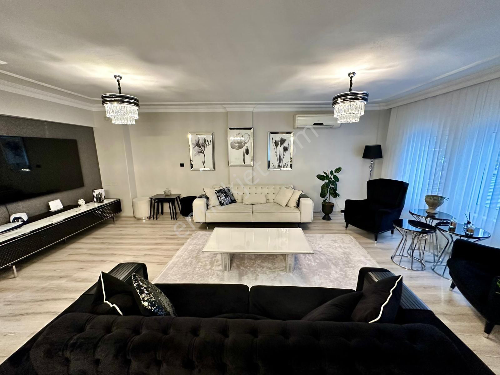 Tercih'ten Zümrüt Mahallesi Site İçi Lüks Satılık Villa - Görsel 3