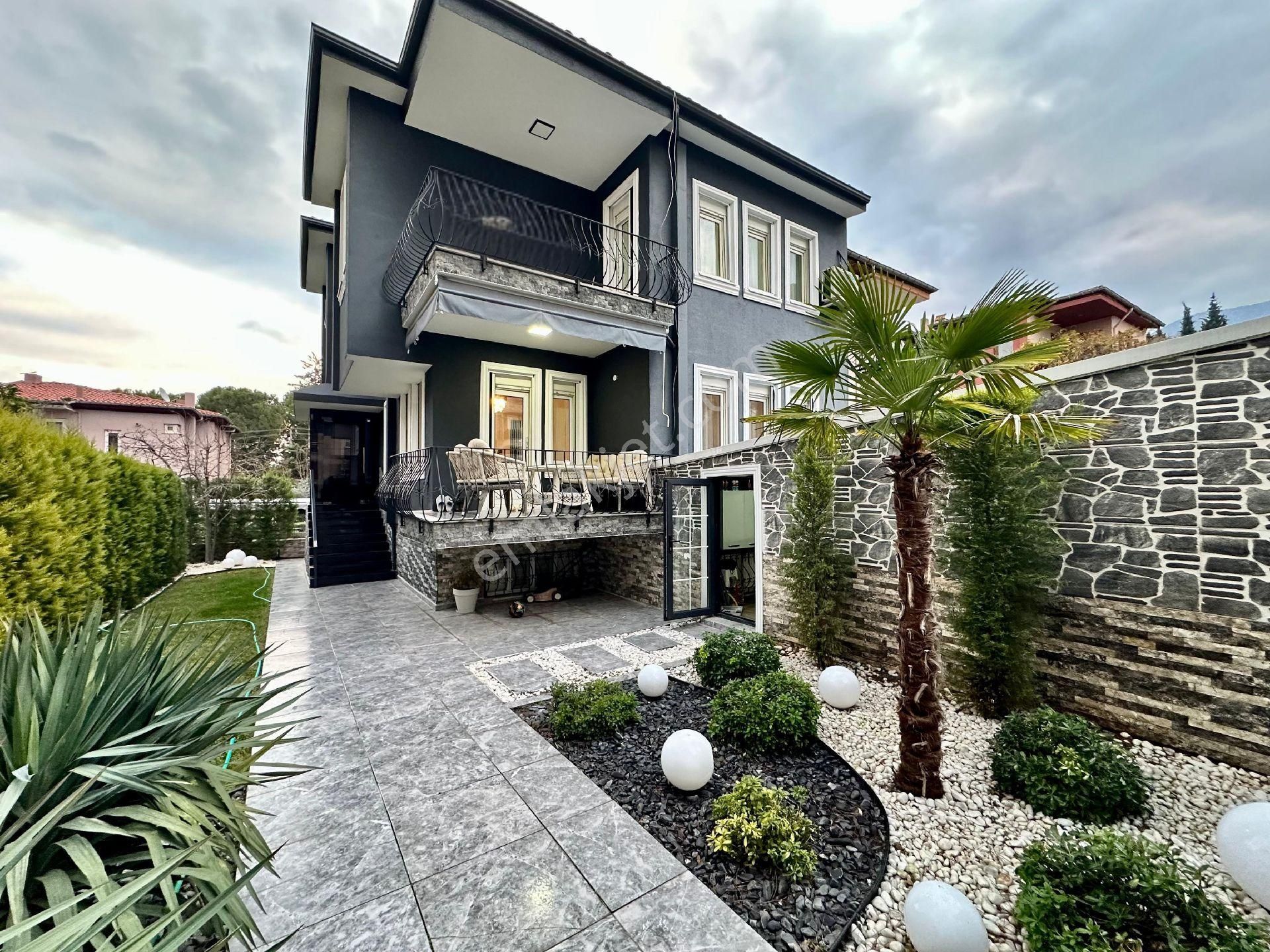 Tercih'ten Zümrüt Mahallesi Site İçi Lüks Satılık Villa - Görsel 5