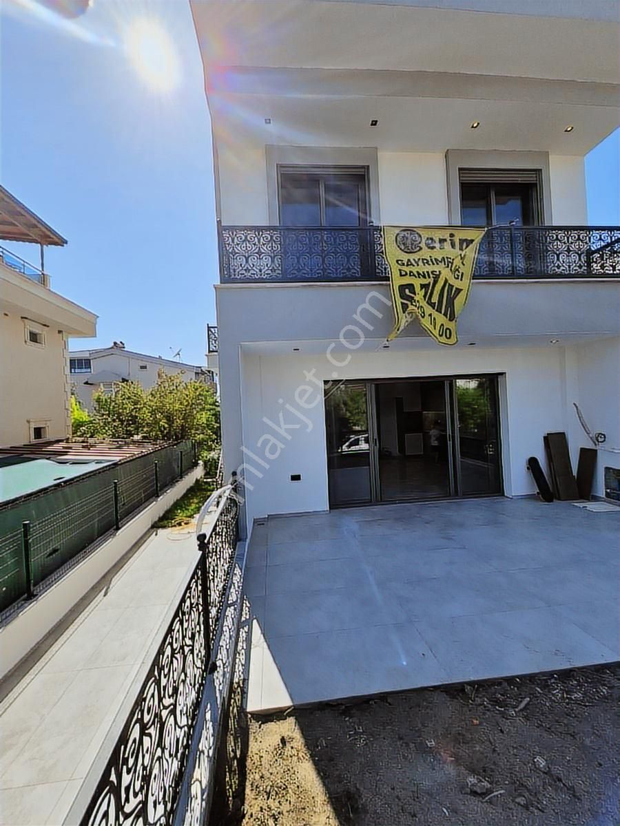 Erimden Fenerde Denize 50 Mt Mesafe Fırsat Fiyat 5+1 Lüx Villa - Görsel 17