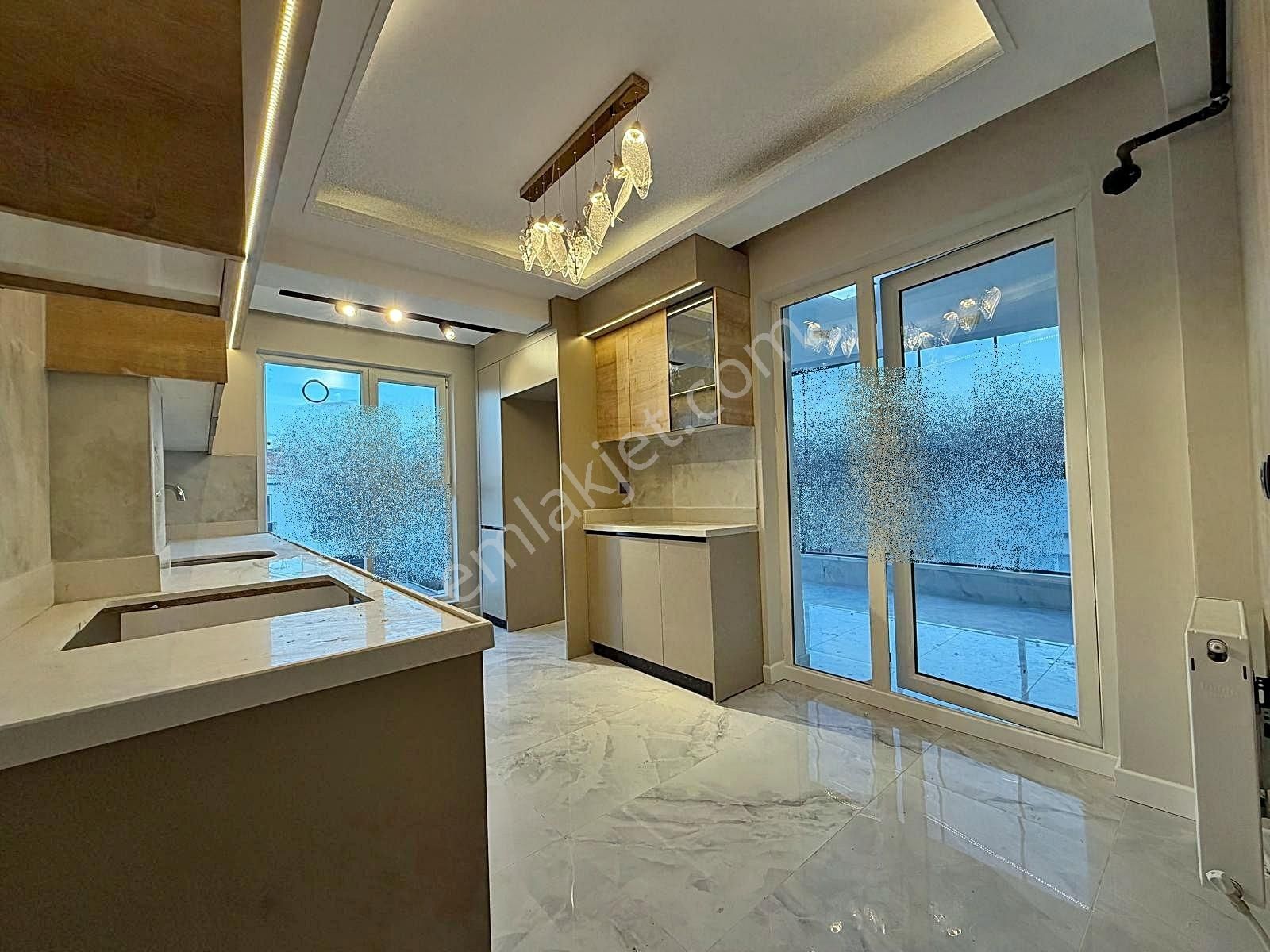 Yuvam'dan Ultra Lüks Harika İşçilik Merkezi Konum'da 3+1 Daire!! - Görsel 15