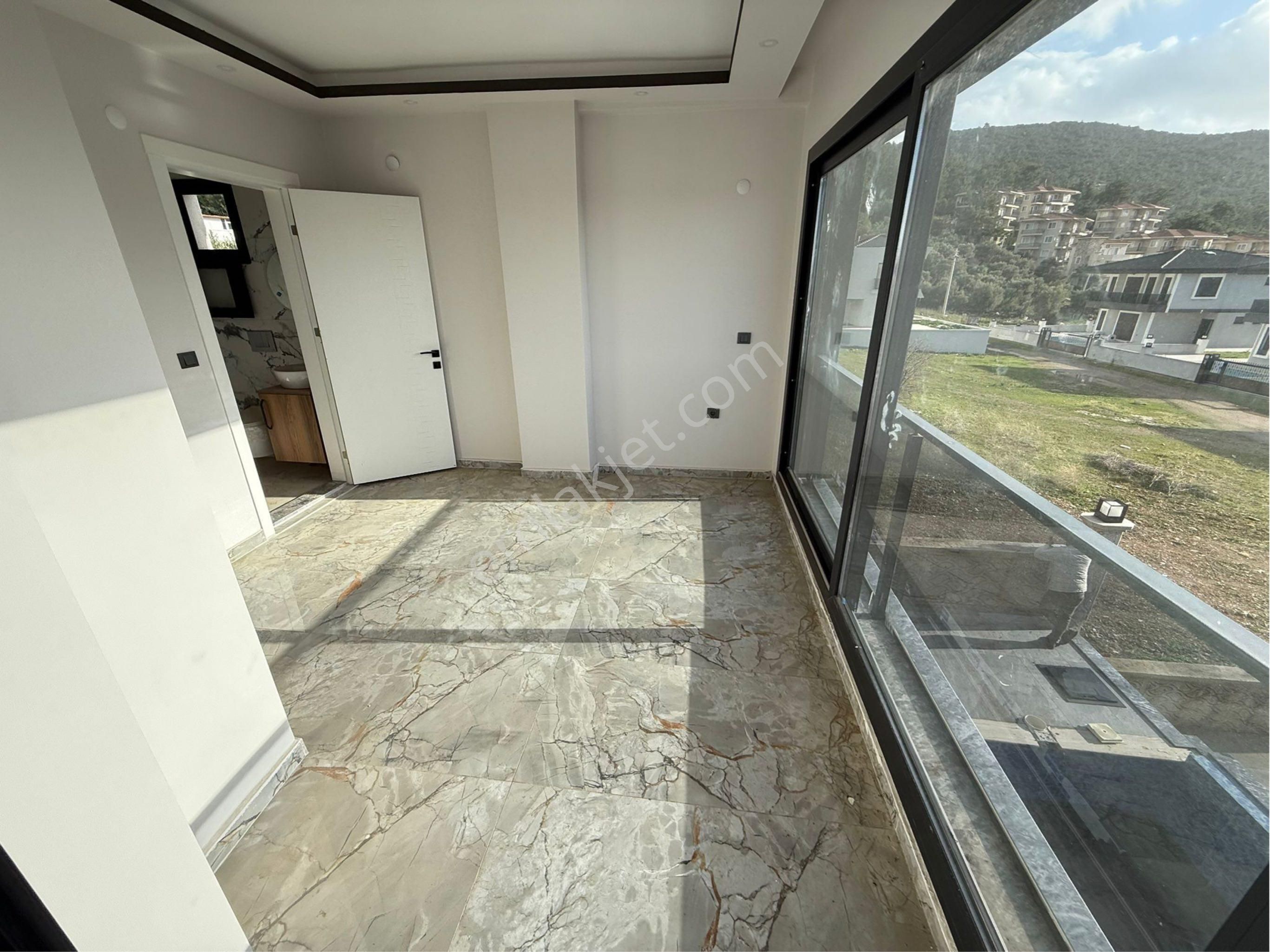 Didim Akbük Te Satılık 2+1 Bitişik Villa - Görsel 9