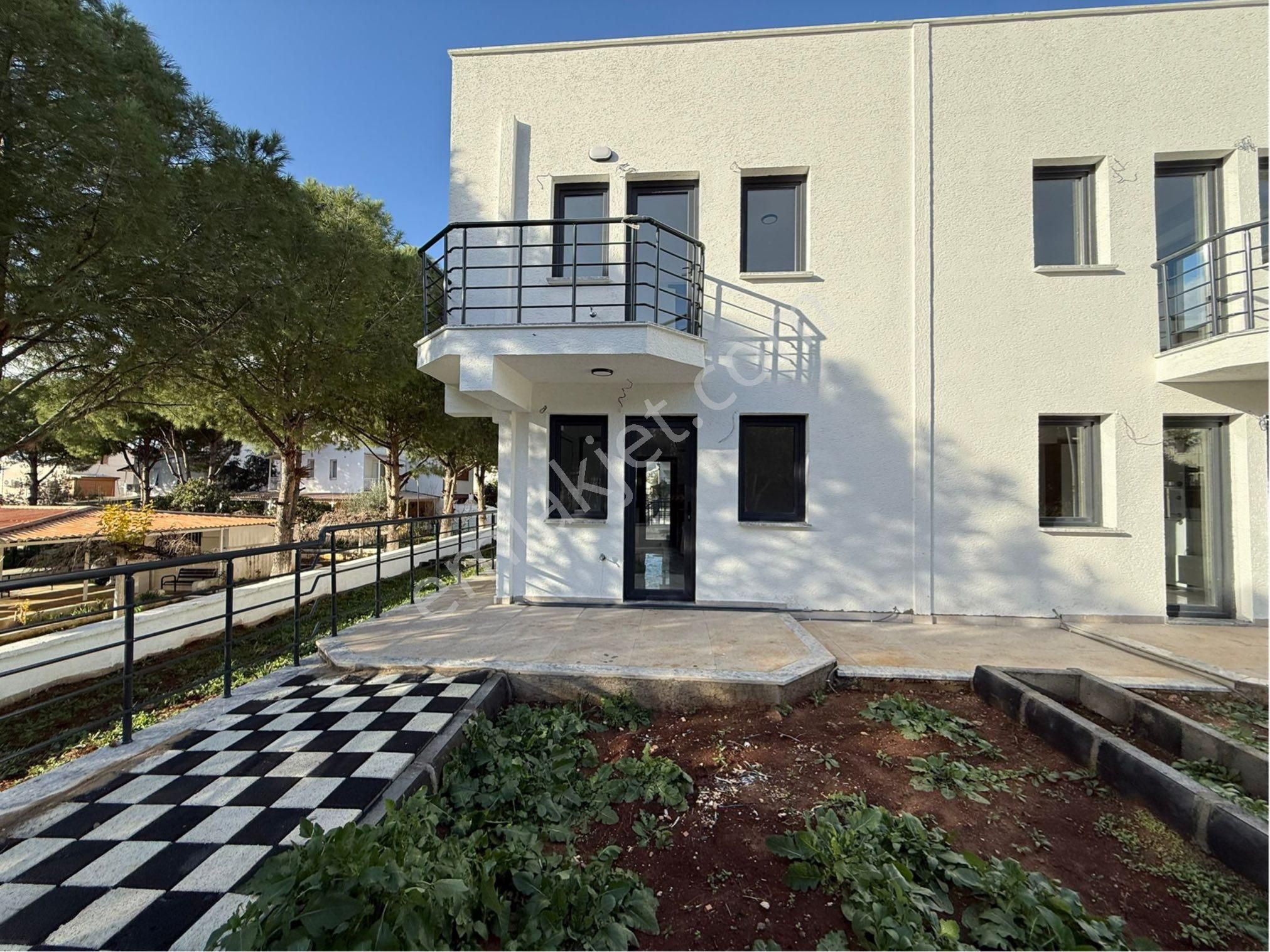 Didim Akbük Te Satılık 2+1 Bitişik Villa - Görsel 4