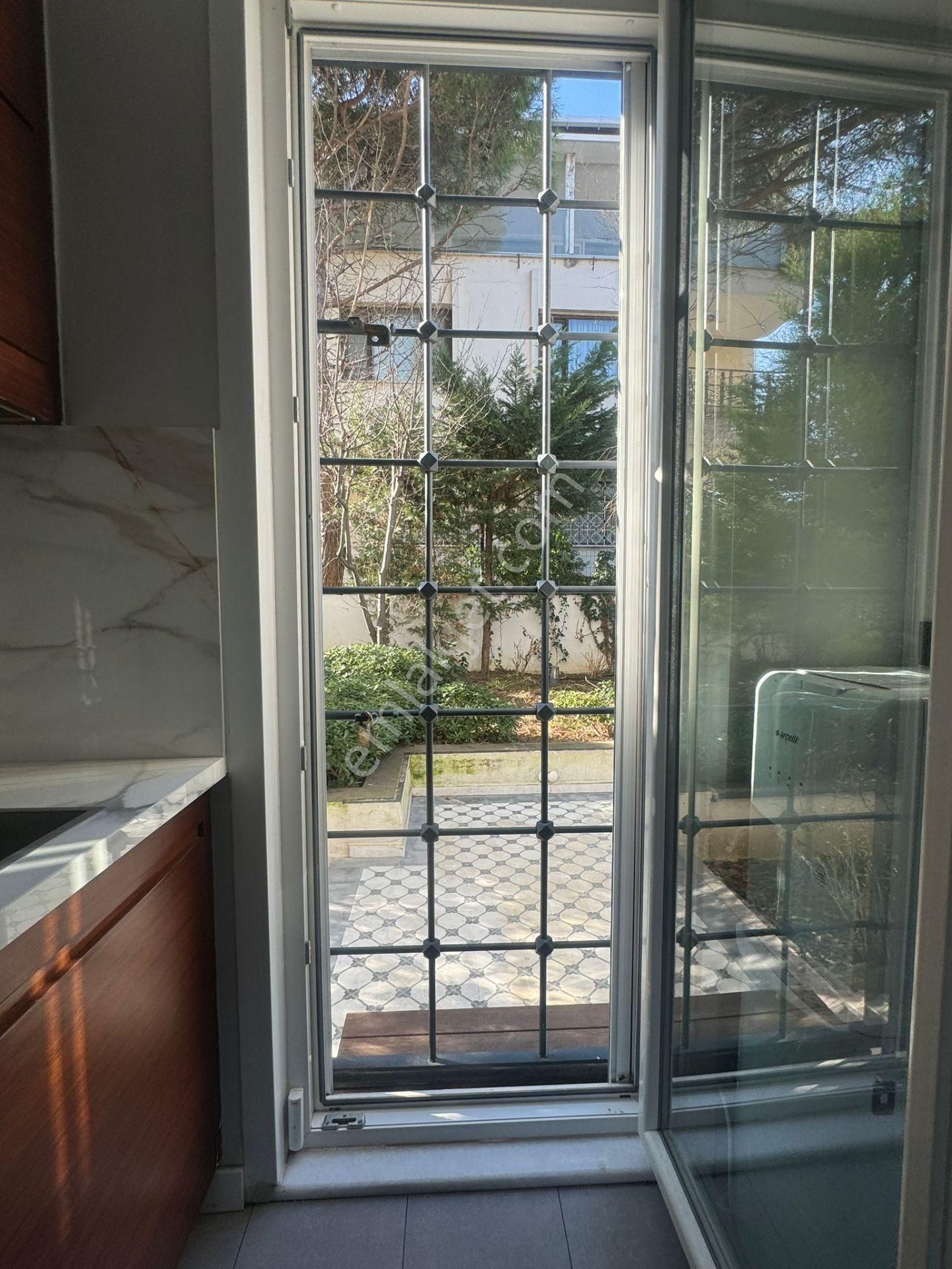 Emirganda Boğaz Manzaralı | Bahçeli | 2+1 Eşyalı Kiralık Daire - Görsel 9