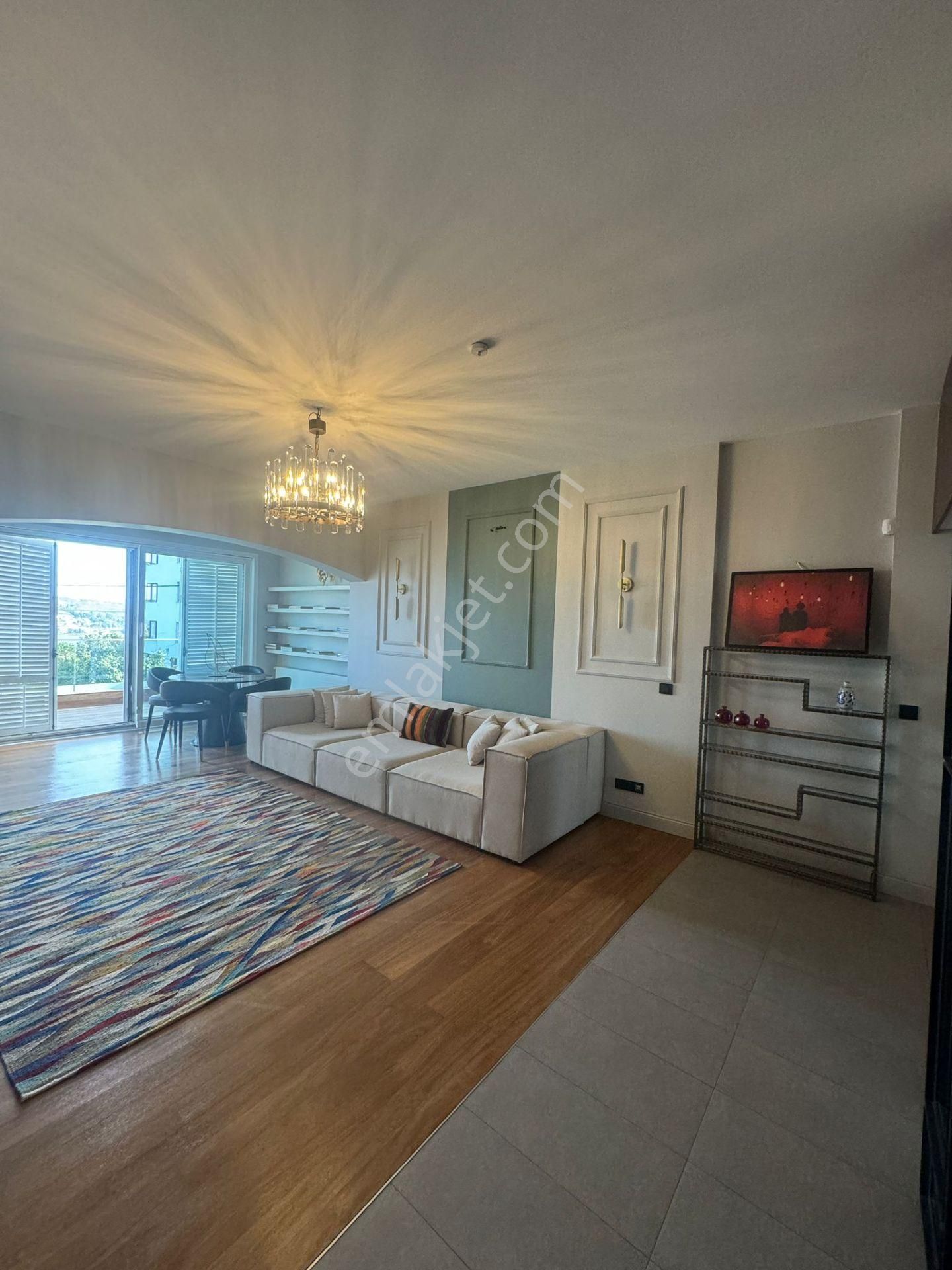 Emirganda Boğaz Manzaralı | Bahçeli | 2+1 Eşyalı Kiralık Daire - Görsel 4