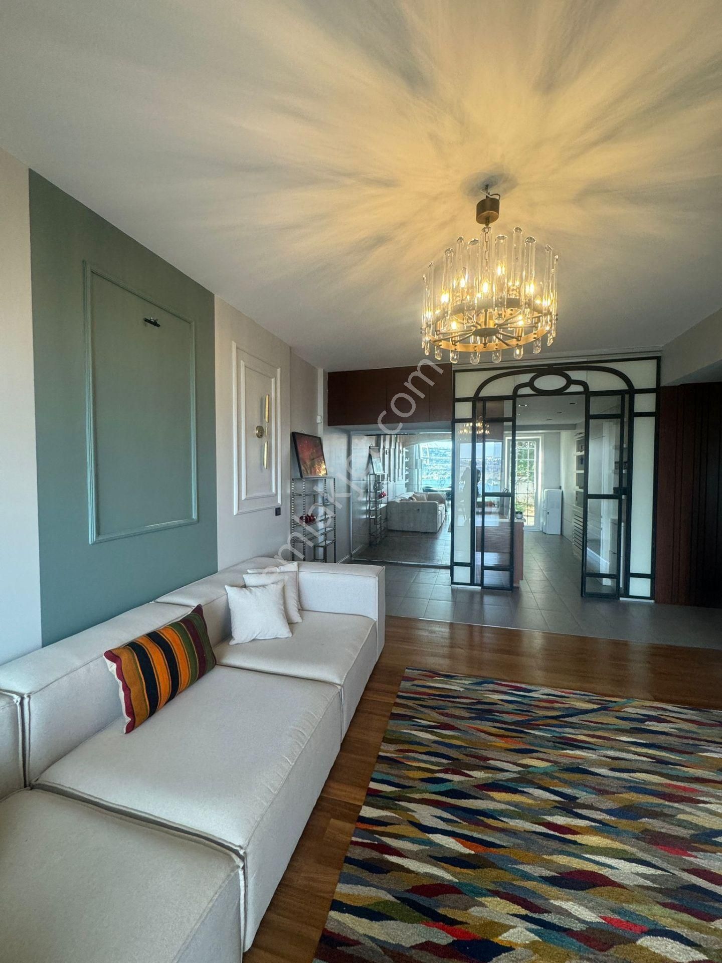 Emirganda Boğaz Manzaralı | Bahçeli | 2+1 Eşyalı Kiralık Daire - Görsel 3