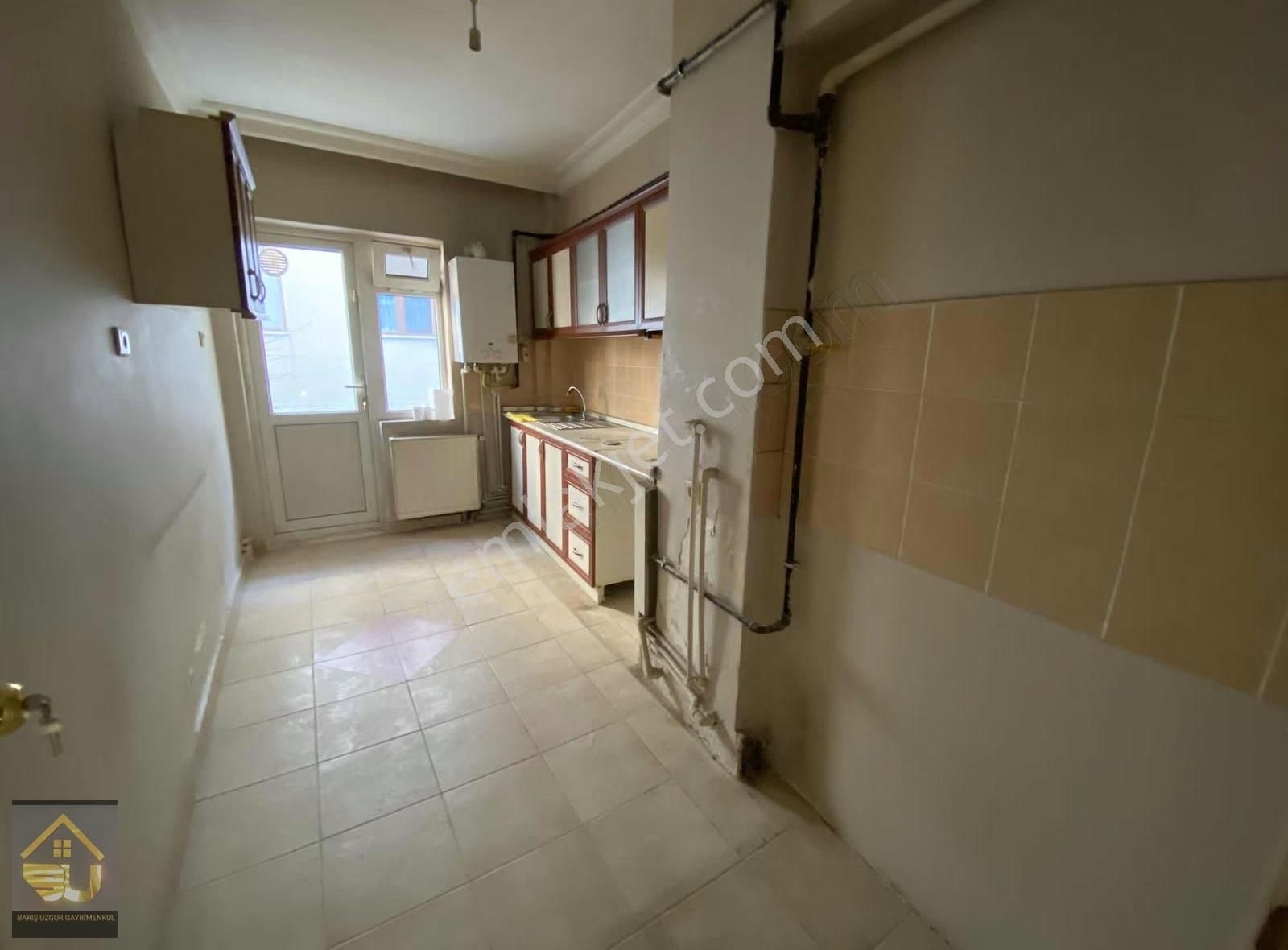 Gaziosmanpaşa Merkezi Lokasyonda 3+1 Satılık Daire - Görsel 5