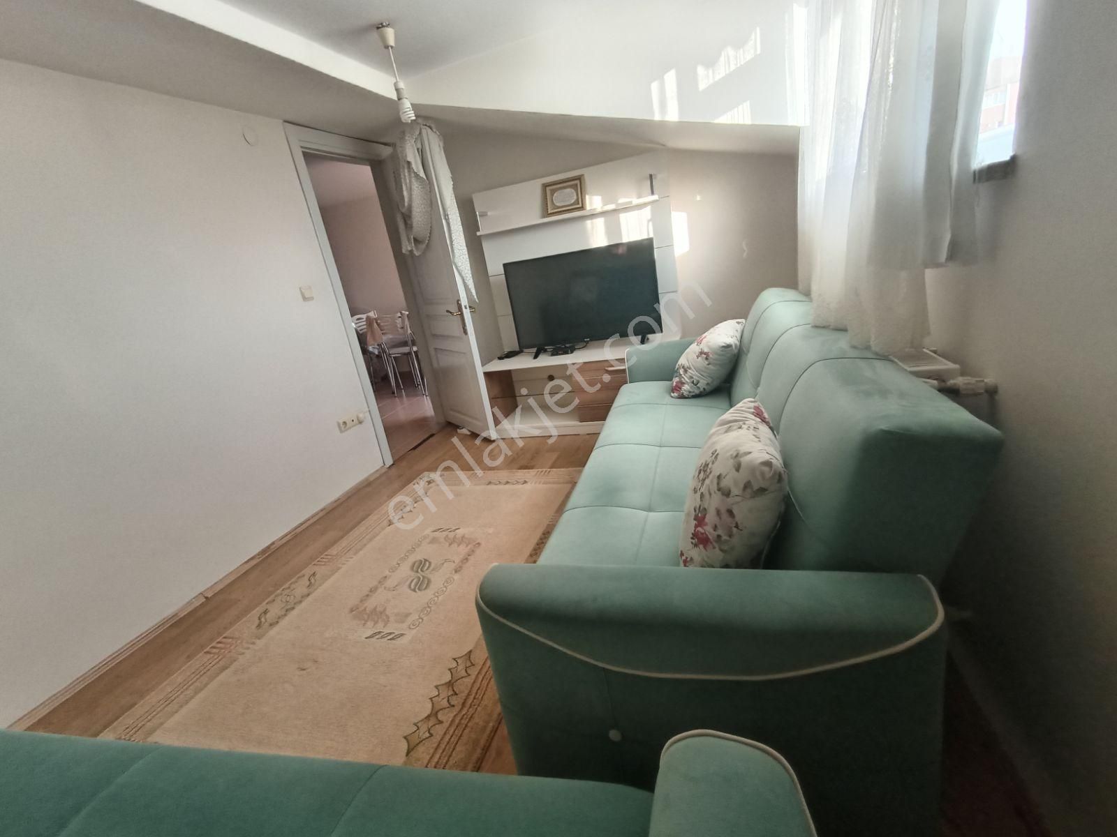 Çekmeköy Hamidiye Mh. De 5+1 Çatı Dubleks 180m2 Kat Mülkiyetli - Görsel 6