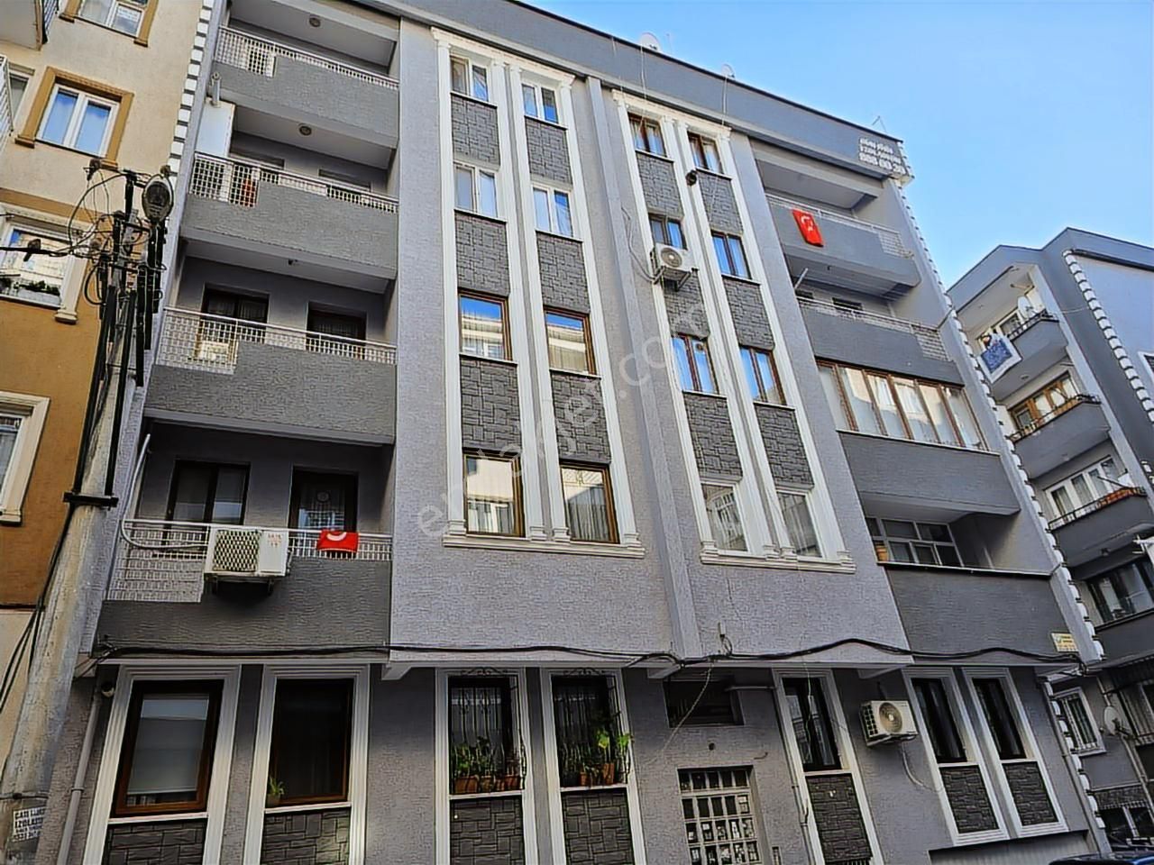 Hacıseyfettin Mah. Satılık Arakat 3+1 Daire