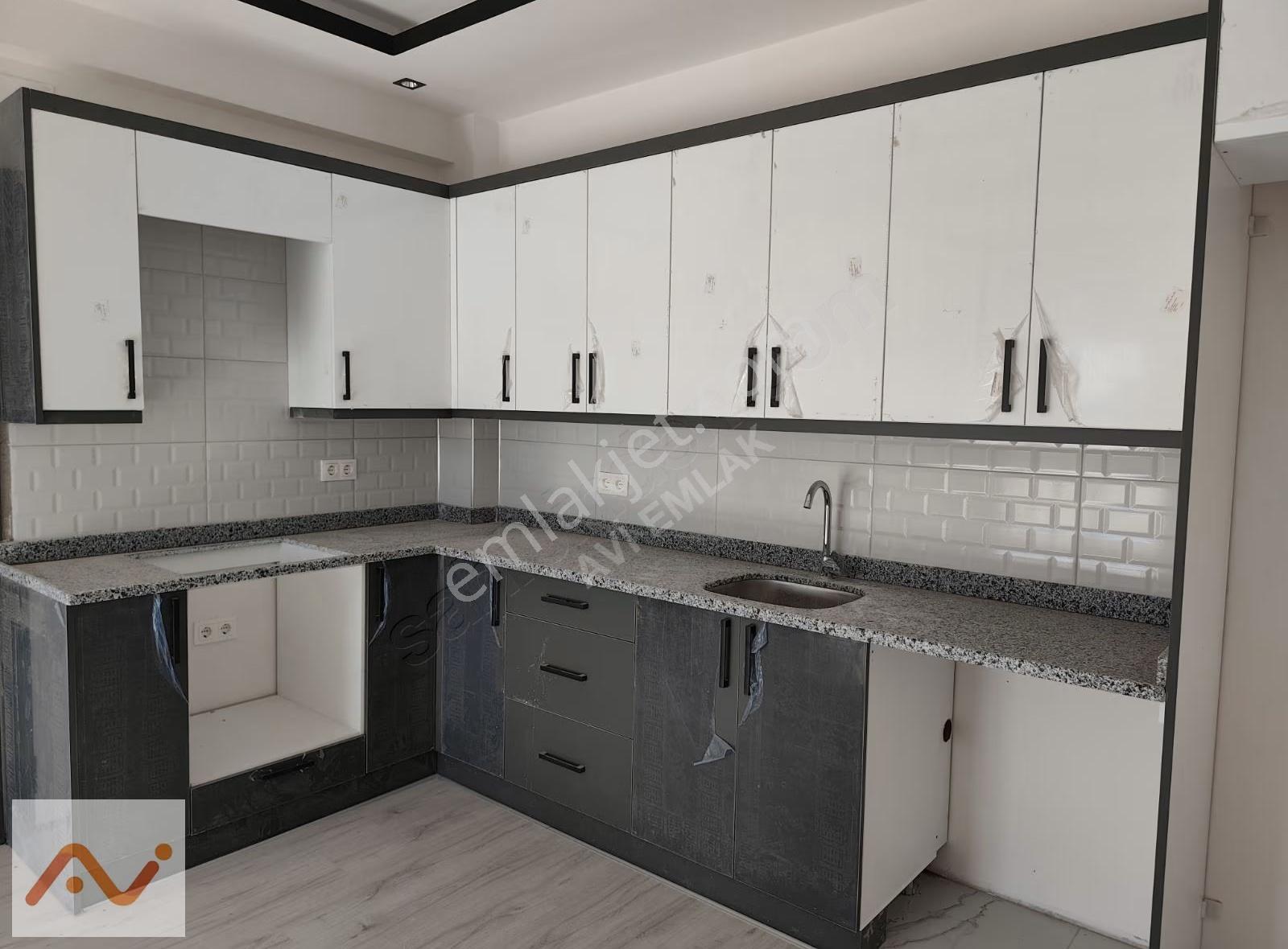 Geniş 100m2 2+1 Sıfır Satılık Daire - Görsel 13
