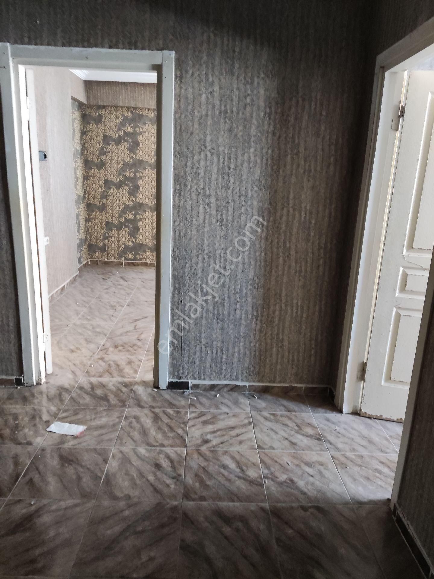 Topcumeydani'nda Kiralık Bakımlı 3+1 Daire - Görsel 9