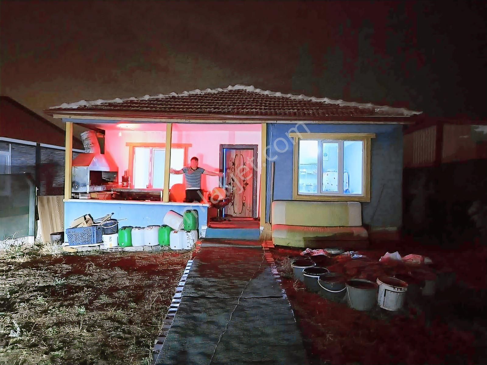 Ankara Keçiören Bağlum Da Satılık 1+1 Ev 215 M2 Tapulu Arsa - Görsel 10