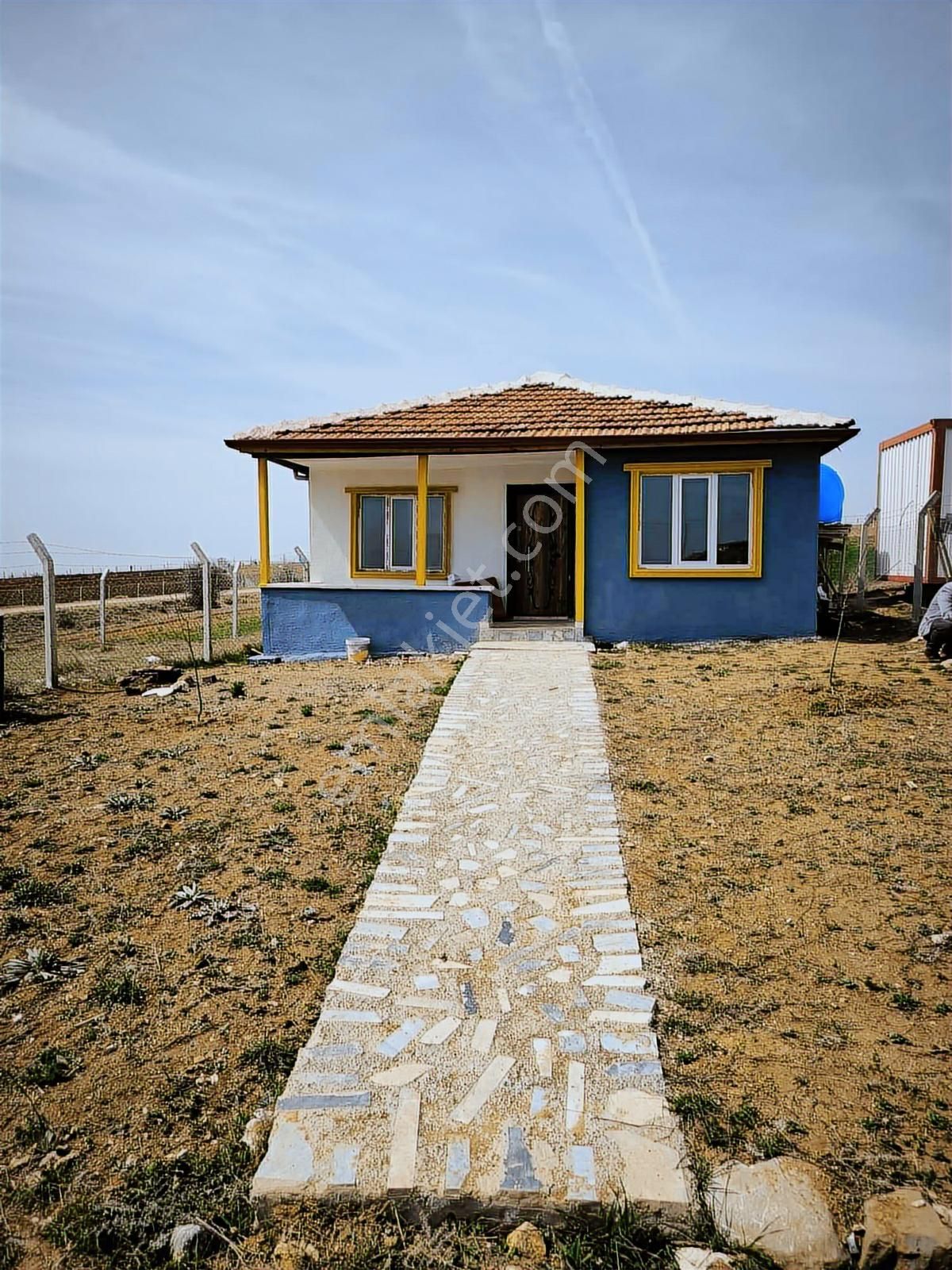 Ankara Keçiören Bağlum Da Satılık 1+1 Ev 215 M2 Tapulu Arsa