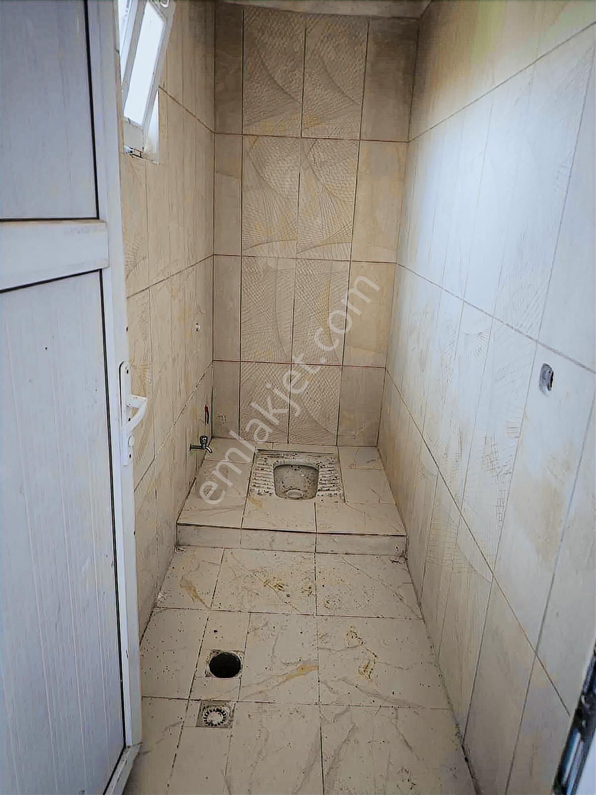 Ankara Keçiören Bağlum Da Satılık 1+1 Ev 215 M2 Tapulu Arsa - Görsel 13