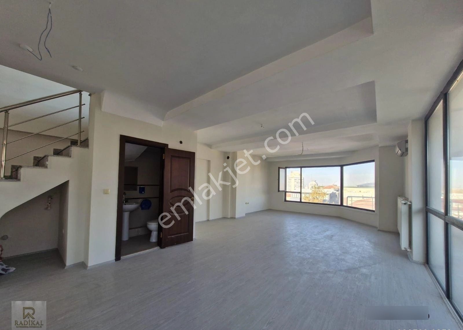 Çankaya Mahallesi Ebu Ziya Tevfik Sokak M2 Yüksek Emsalsiz Kiralık Ofis-büro..... - Görsel 16