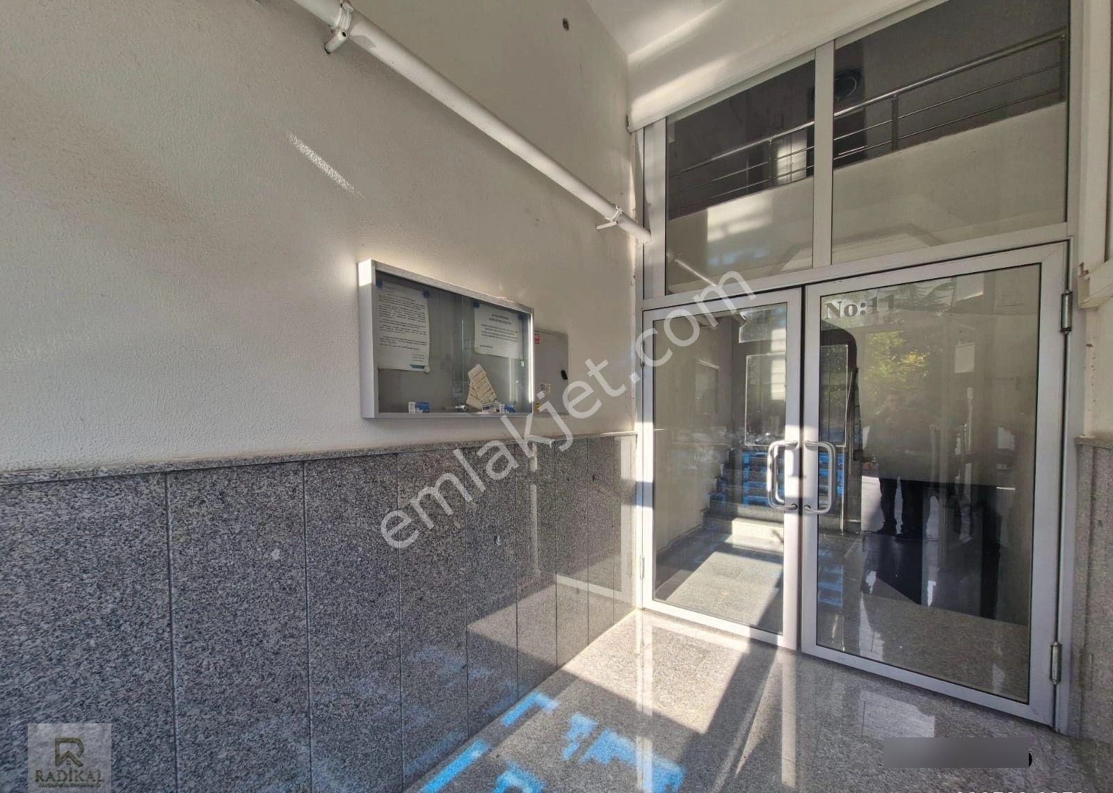 Çankaya Mahallesi Ebu Ziya Tevfik Sokak M2 Yüksek Emsalsiz Kiralık Ofis-büro..... - Görsel 11